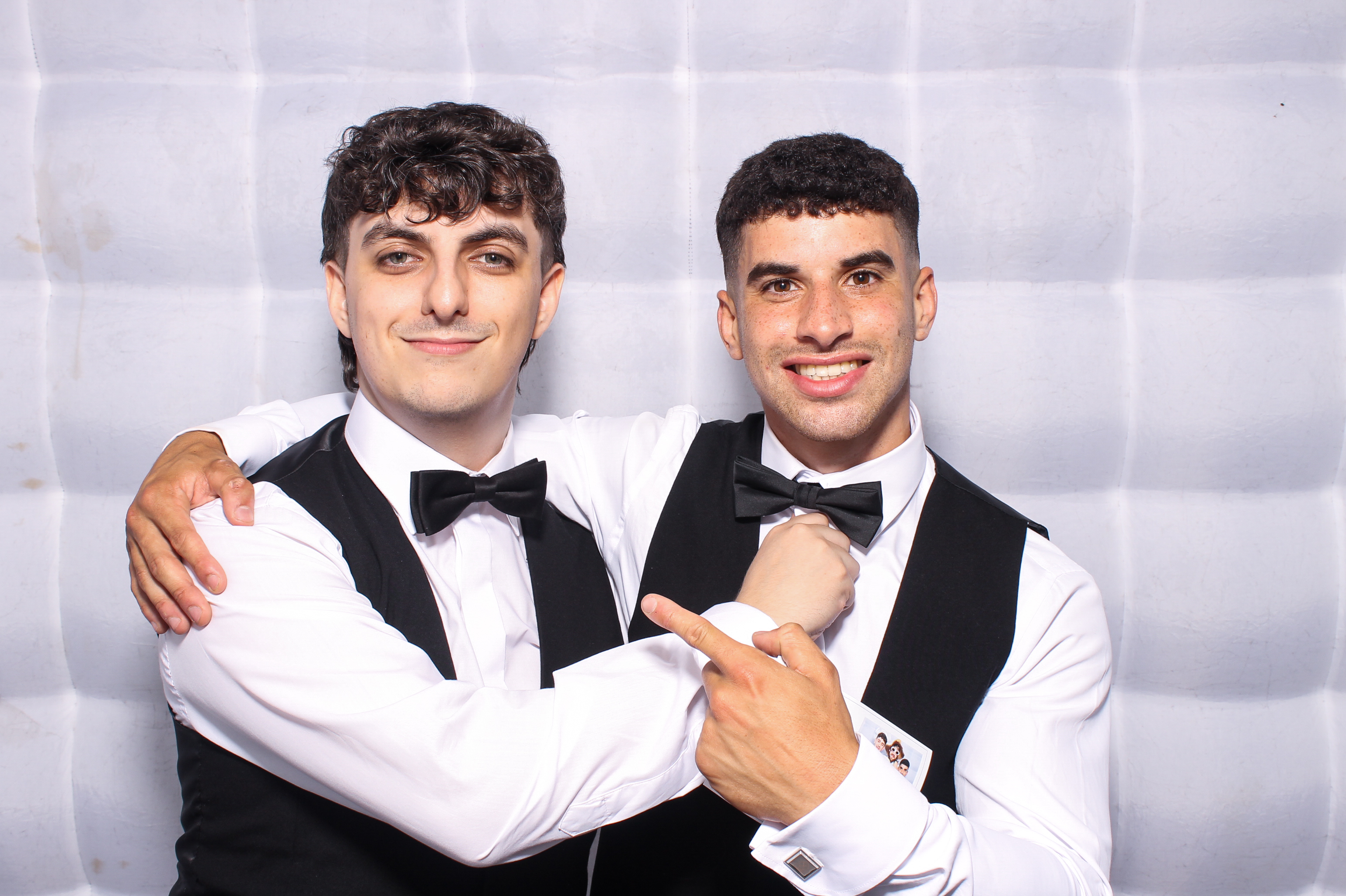 Callum & Jessica | View more photos from the event at gallery.snapmagic.ie/u/SnapMagic/Callum-Jessica