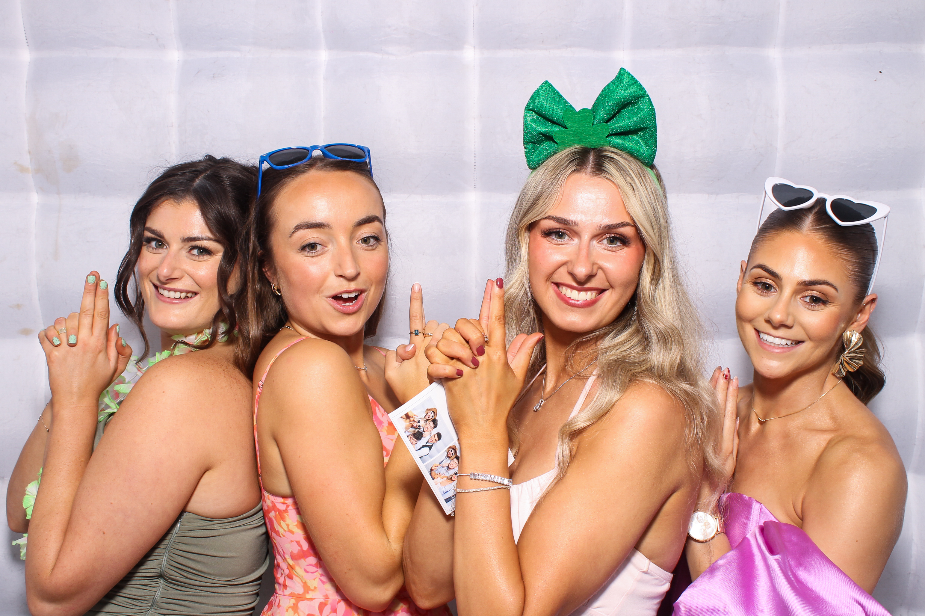 Callum & Jessica | View more photos from the event at gallery.snapmagic.ie/u/SnapMagic/Callum-Jessica