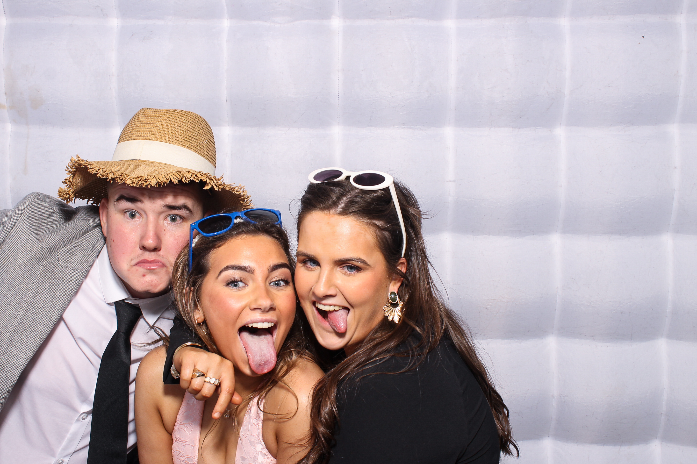 Callum & Jessica | View more photos from the event at gallery.snapmagic.ie/u/SnapMagic/Callum-Jessica