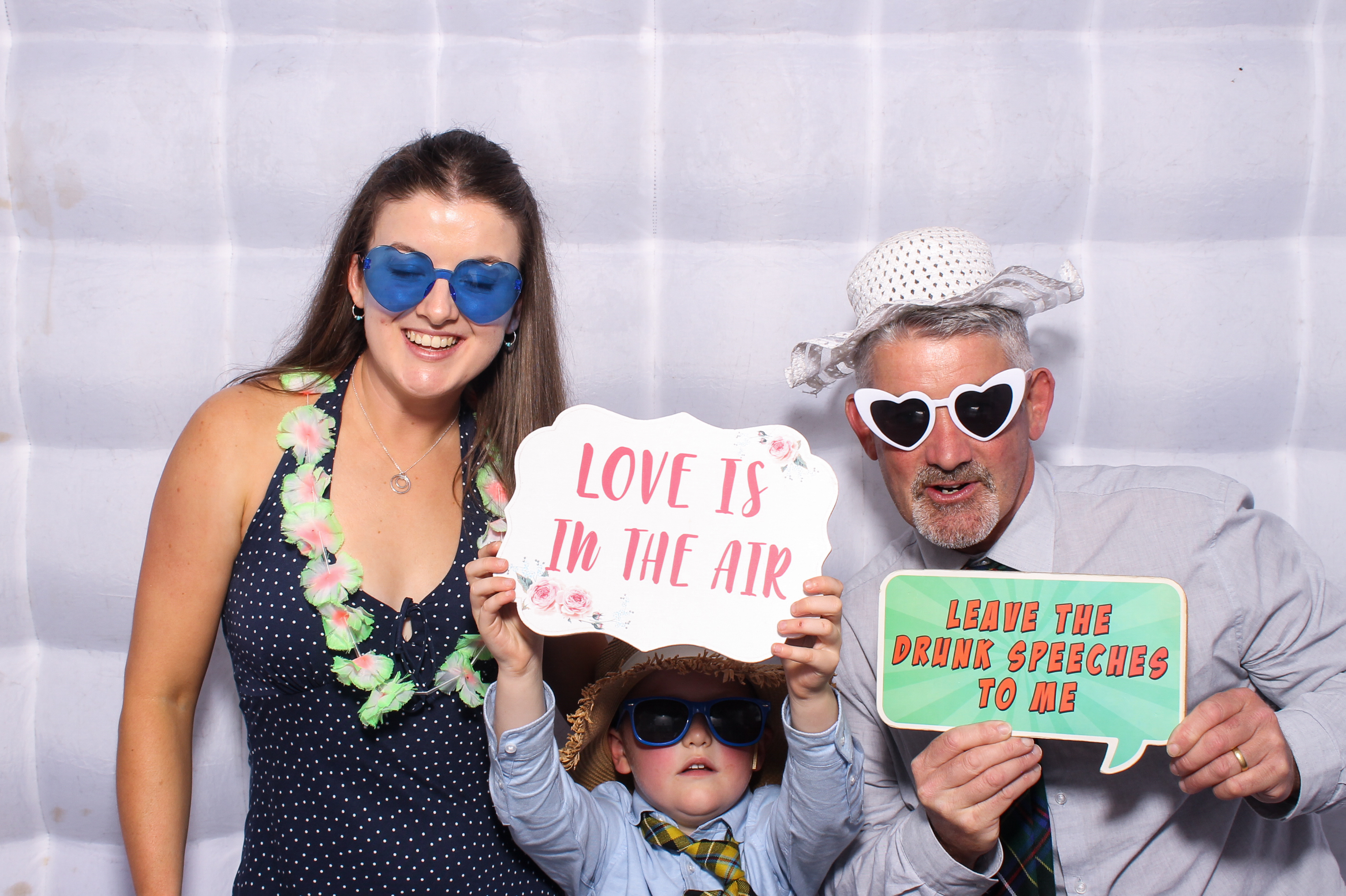 Callum & Jessica | View more photos from the event at gallery.snapmagic.ie/u/SnapMagic/Callum-Jessica