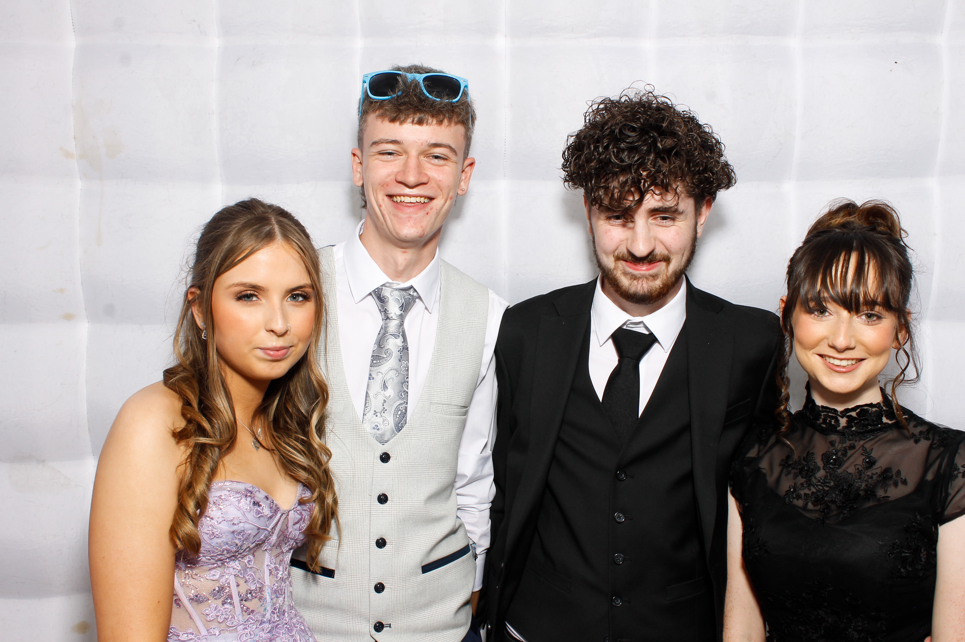 Carndonagh CS Formal '25 | View more photos from the event at gallery.snapmagic.ie/u/SnapMagic/Carndonagh-CS-Formal-25