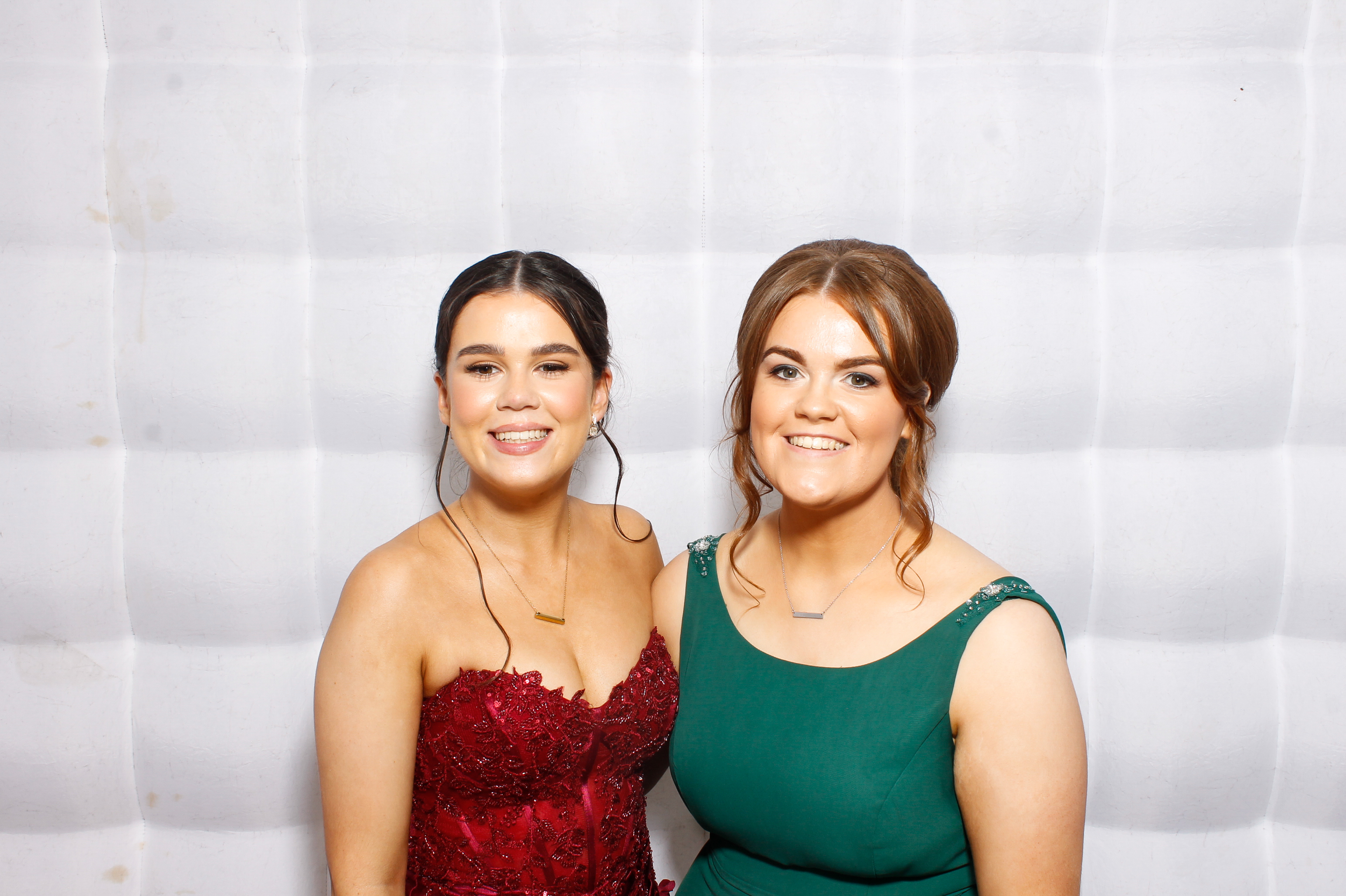 Carndonagh CS Formal '25 | View more photos from the event at gallery.snapmagic.ie/u/SnapMagic/Carndonagh-CS-Formal-25