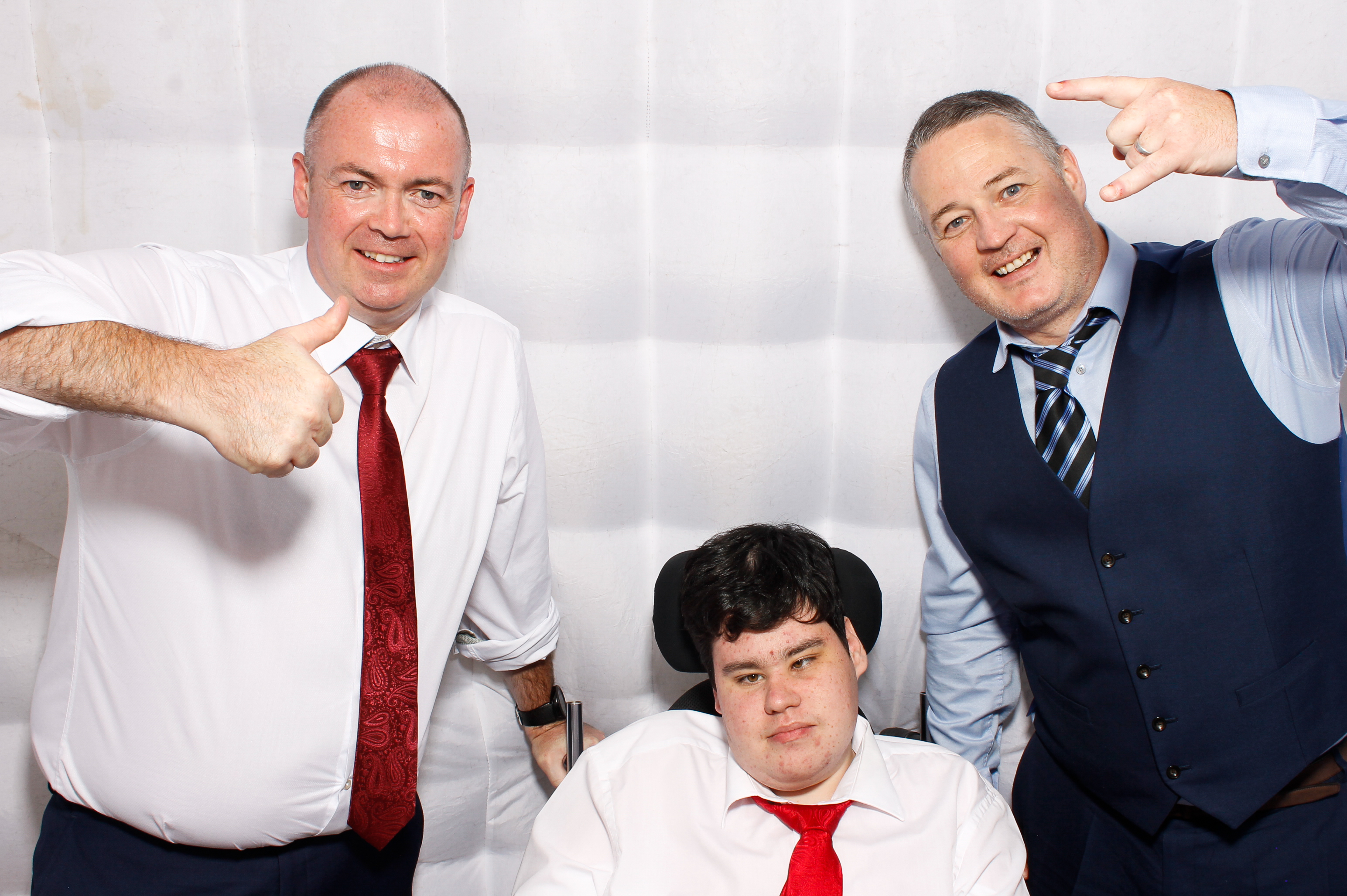 Carndonagh CS Formal '25 | View more photos from the event at gallery.snapmagic.ie/u/SnapMagic/Carndonagh-CS-Formal-25