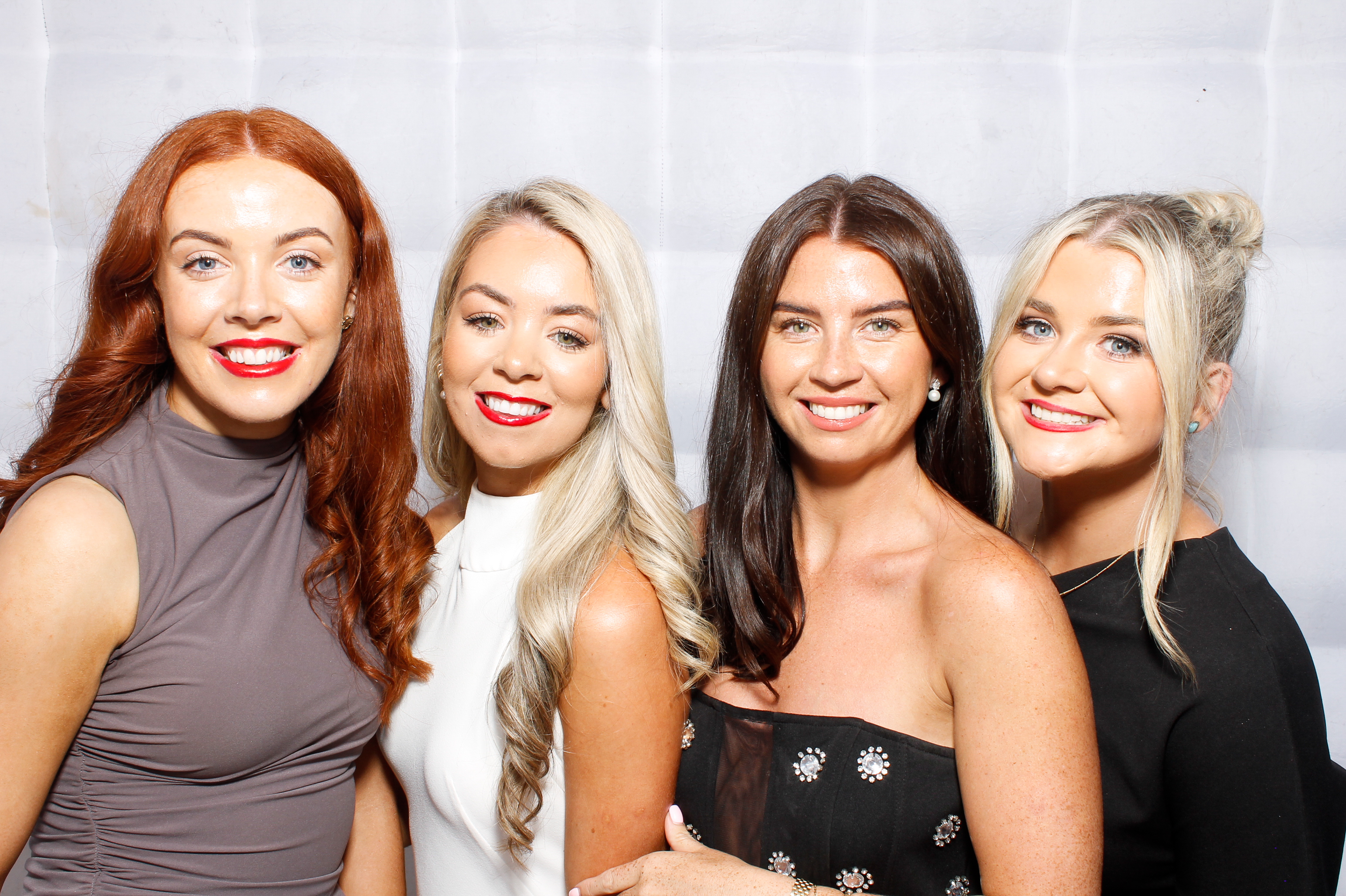 Carndonagh CS Formal '25 | View more photos from the event at gallery.snapmagic.ie/u/SnapMagic/Carndonagh-CS-Formal-25