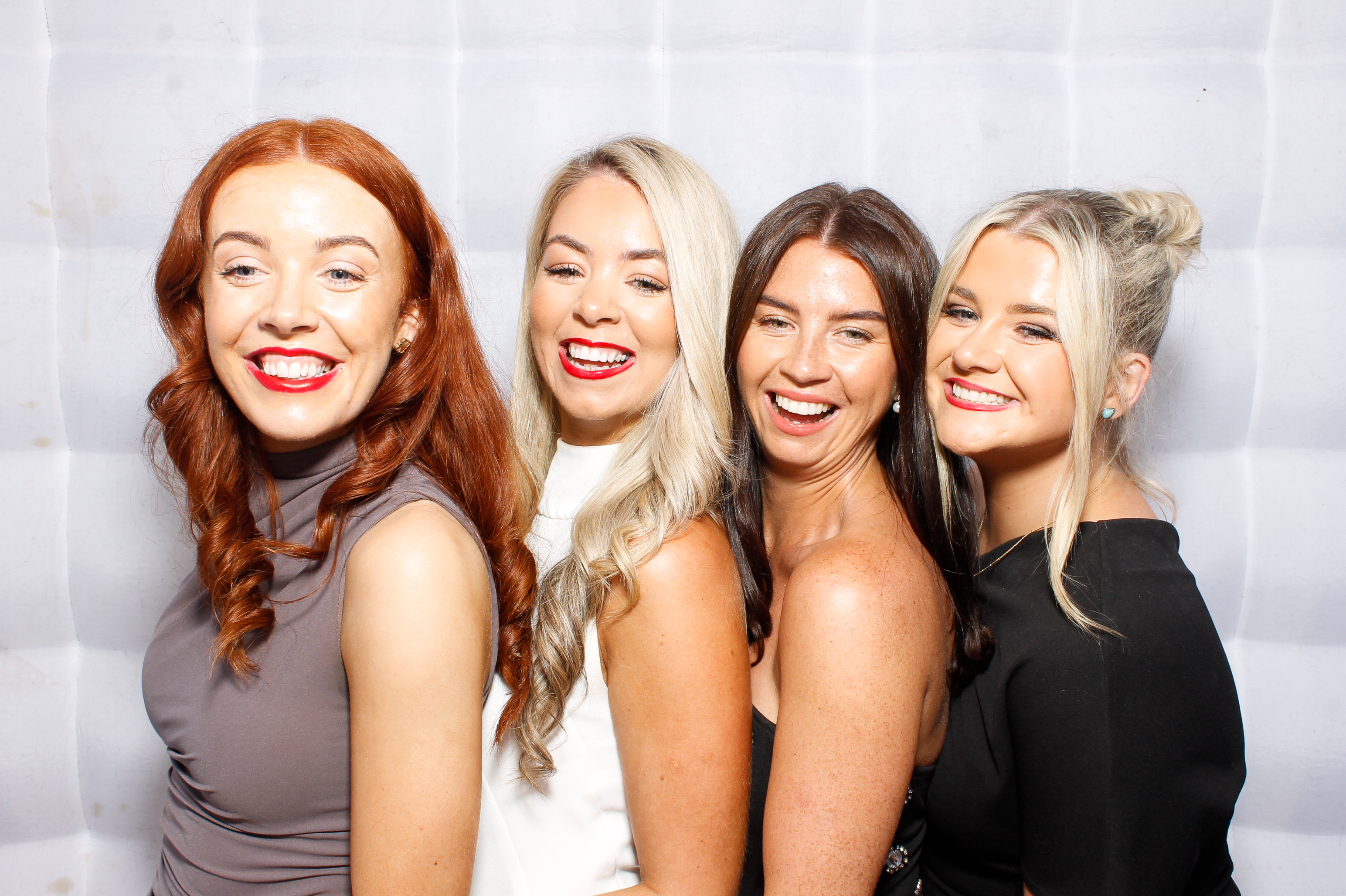 Carndonagh CS Formal '25 | View more photos from the event at gallery.snapmagic.ie/u/SnapMagic/Carndonagh-CS-Formal-25