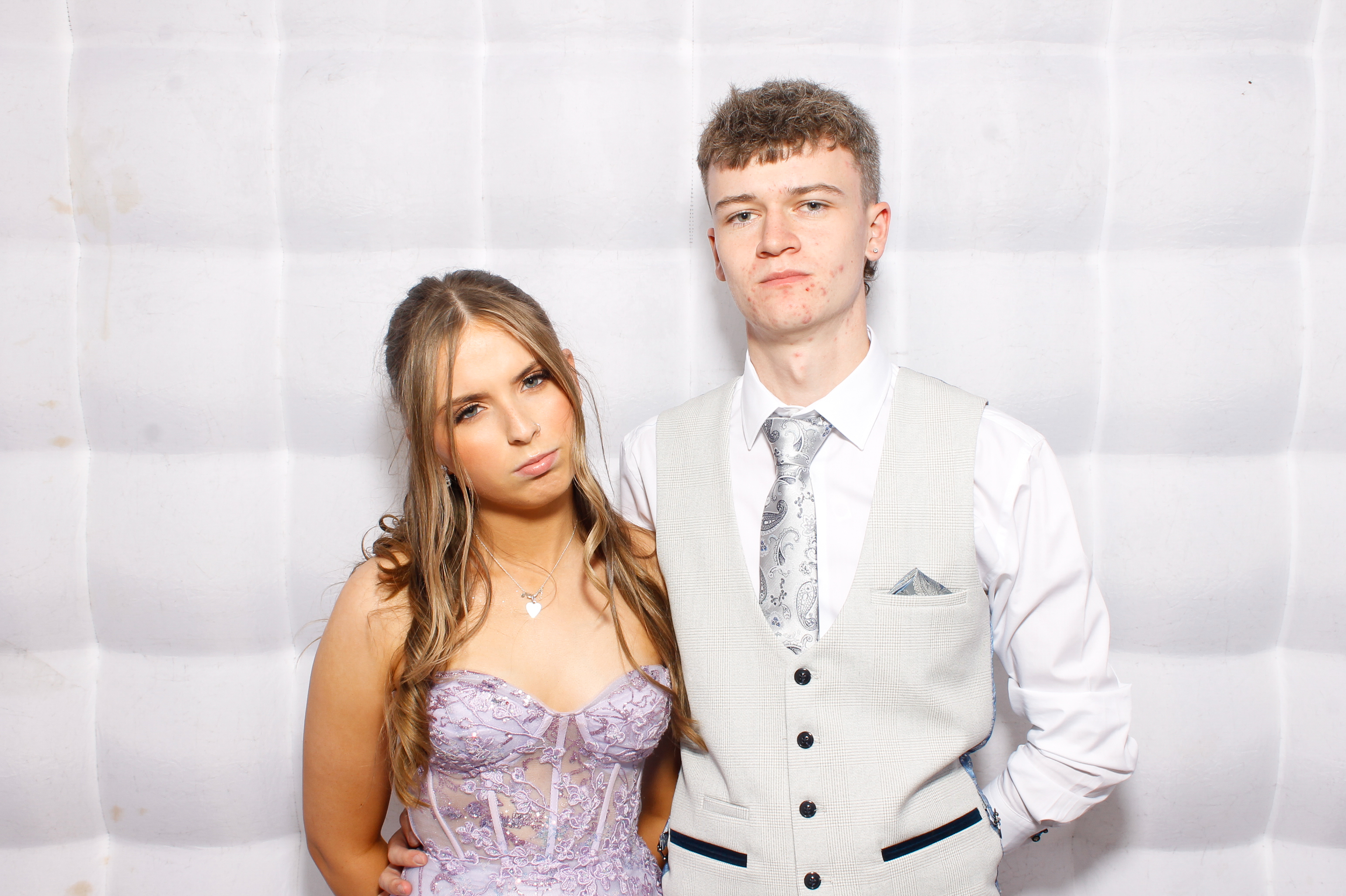 Carndonagh CS Formal '25 | View more photos from the event at gallery.snapmagic.ie/u/SnapMagic/Carndonagh-CS-Formal-25