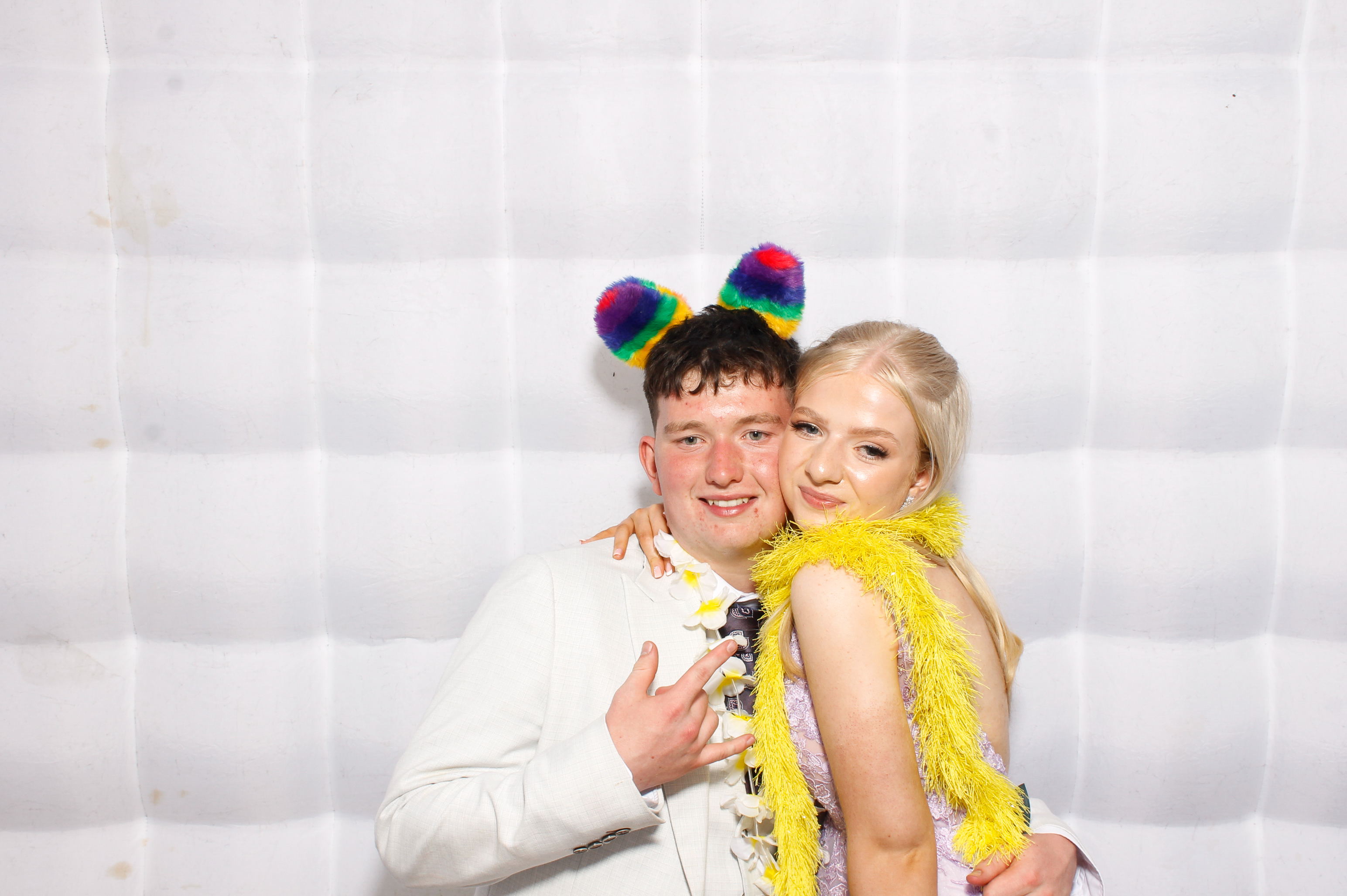 Carndonagh CS Formal '25 | View more photos from the event at gallery.snapmagic.ie/u/SnapMagic/Carndonagh-CS-Formal-25