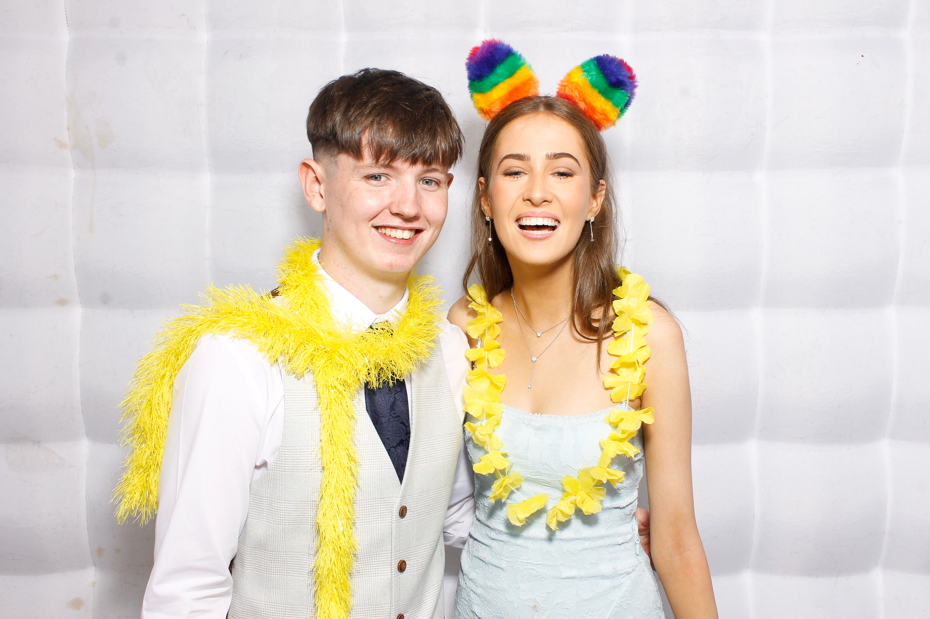 Carndonagh CS Formal '25 | View more photos from the event at gallery.snapmagic.ie/u/SnapMagic/Carndonagh-CS-Formal-25