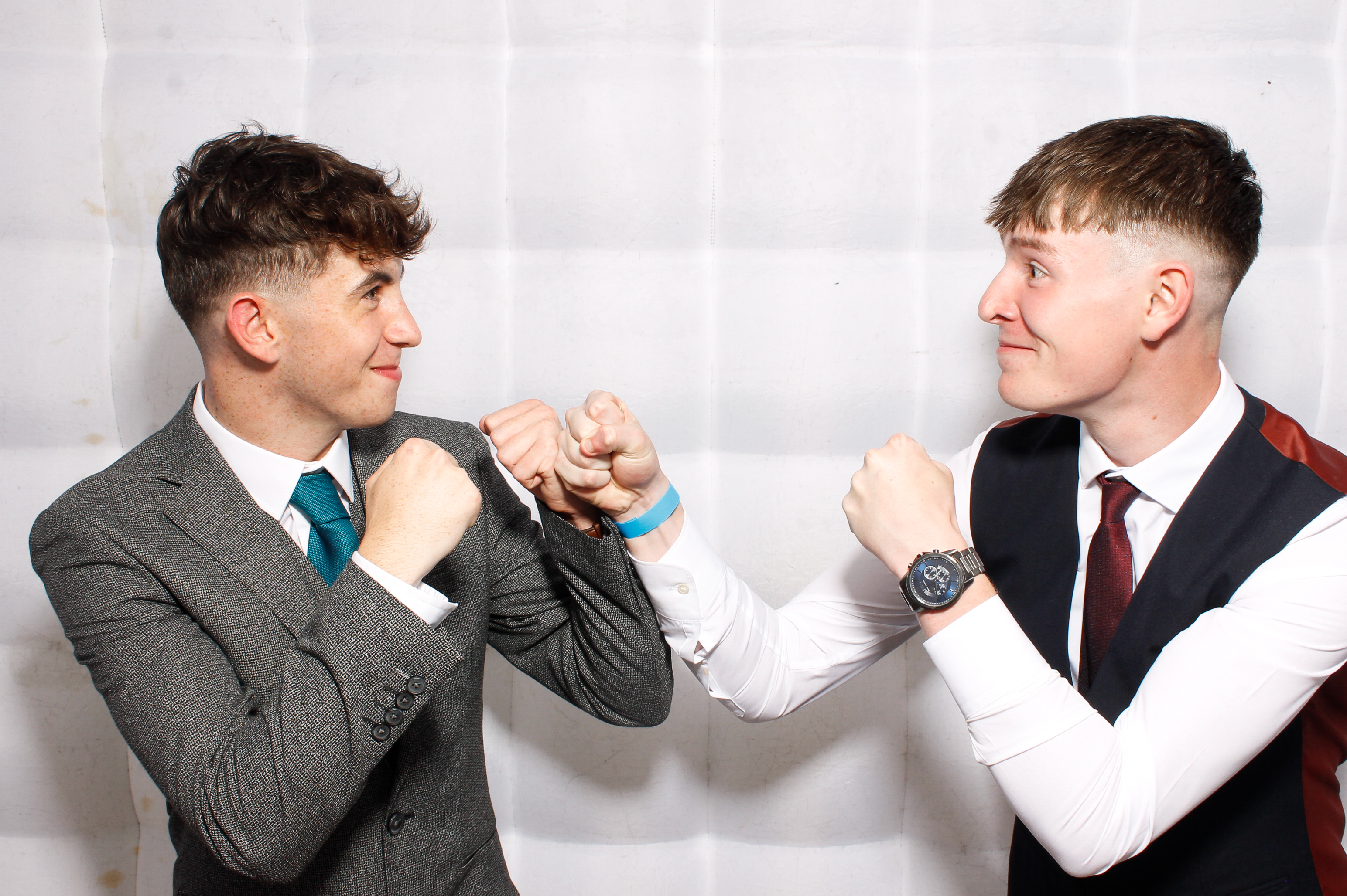 Carndonagh CS Formal '25 | View more photos from the event at gallery.snapmagic.ie/u/SnapMagic/Carndonagh-CS-Formal-25