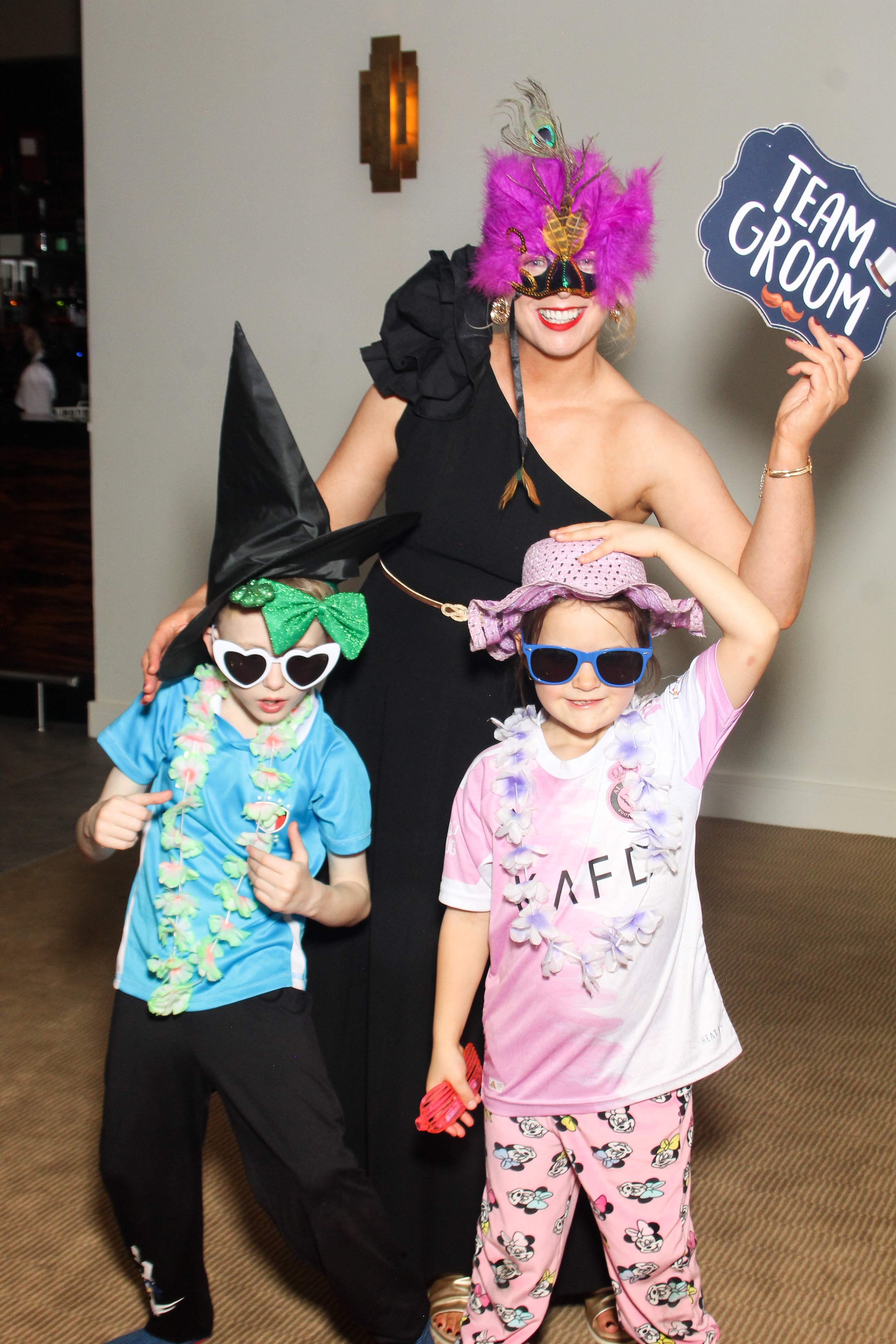 Catherine & Alan | View more photos from the event at gallery.snapmagic.ie/u/SnapMagic/Catherine-Alan