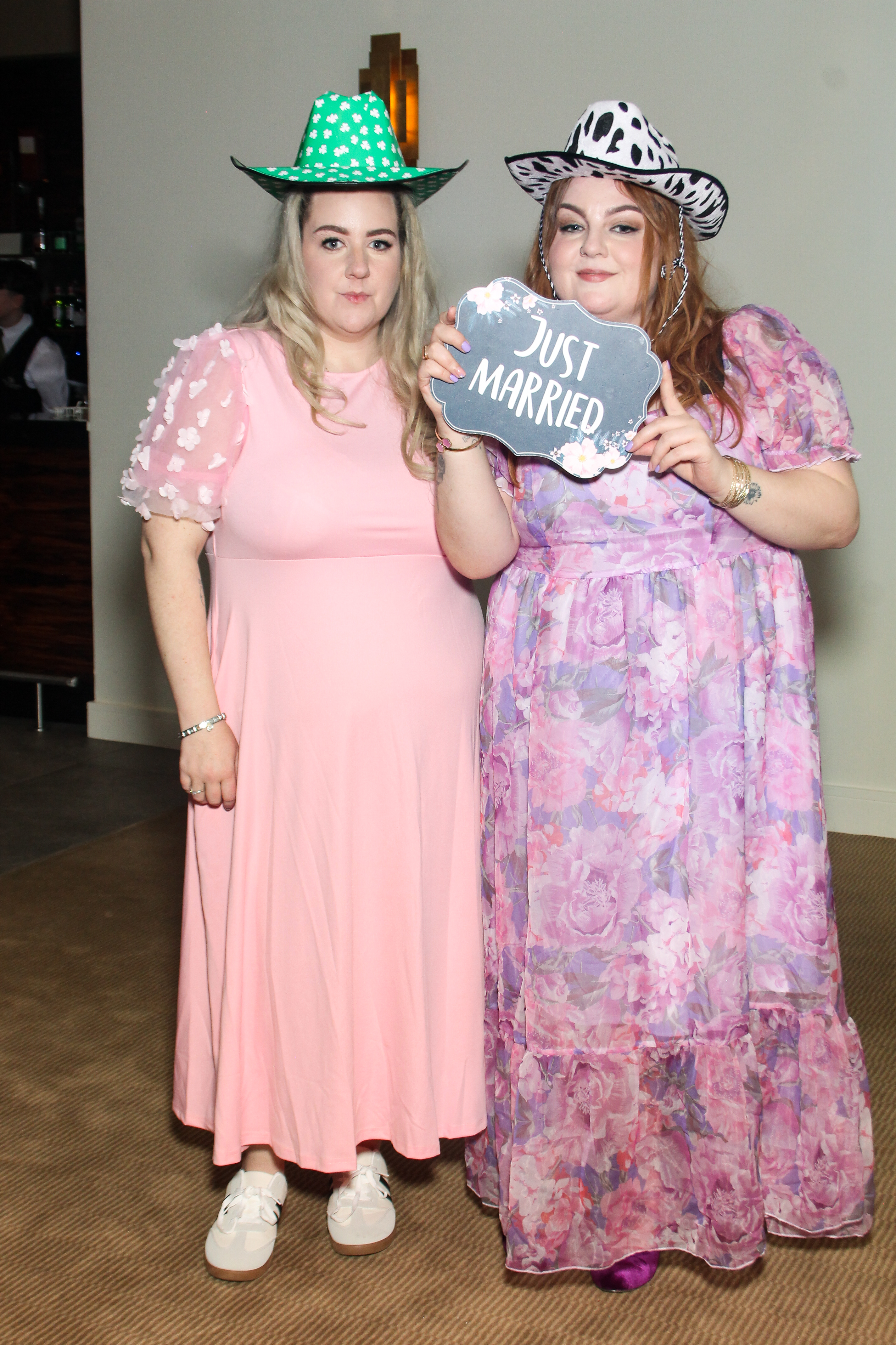 Catherine & Alan | View more photos from the event at gallery.snapmagic.ie/u/SnapMagic/Catherine-Alan