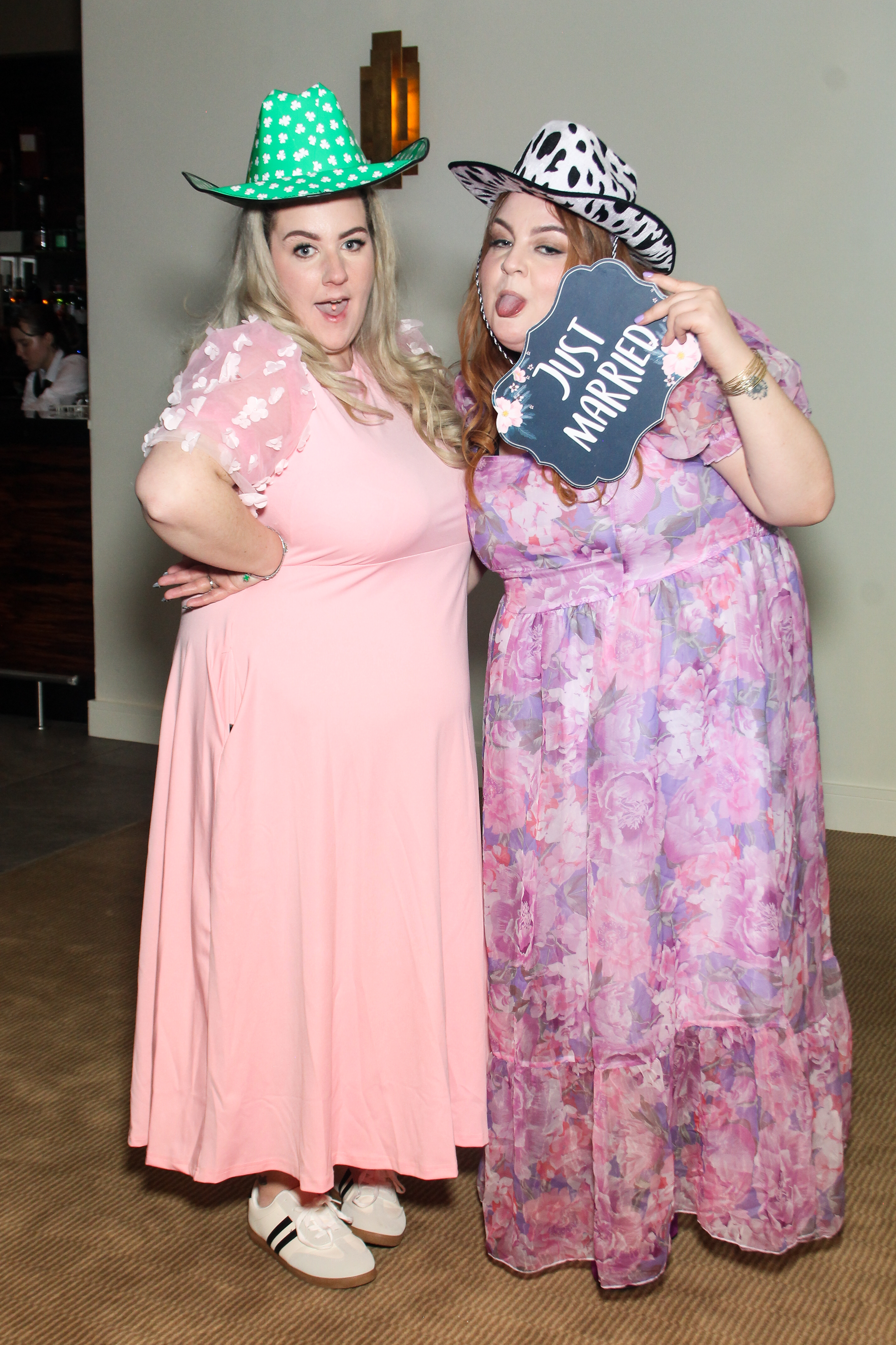 Catherine & Alan | View more photos from the event at gallery.snapmagic.ie/u/SnapMagic/Catherine-Alan