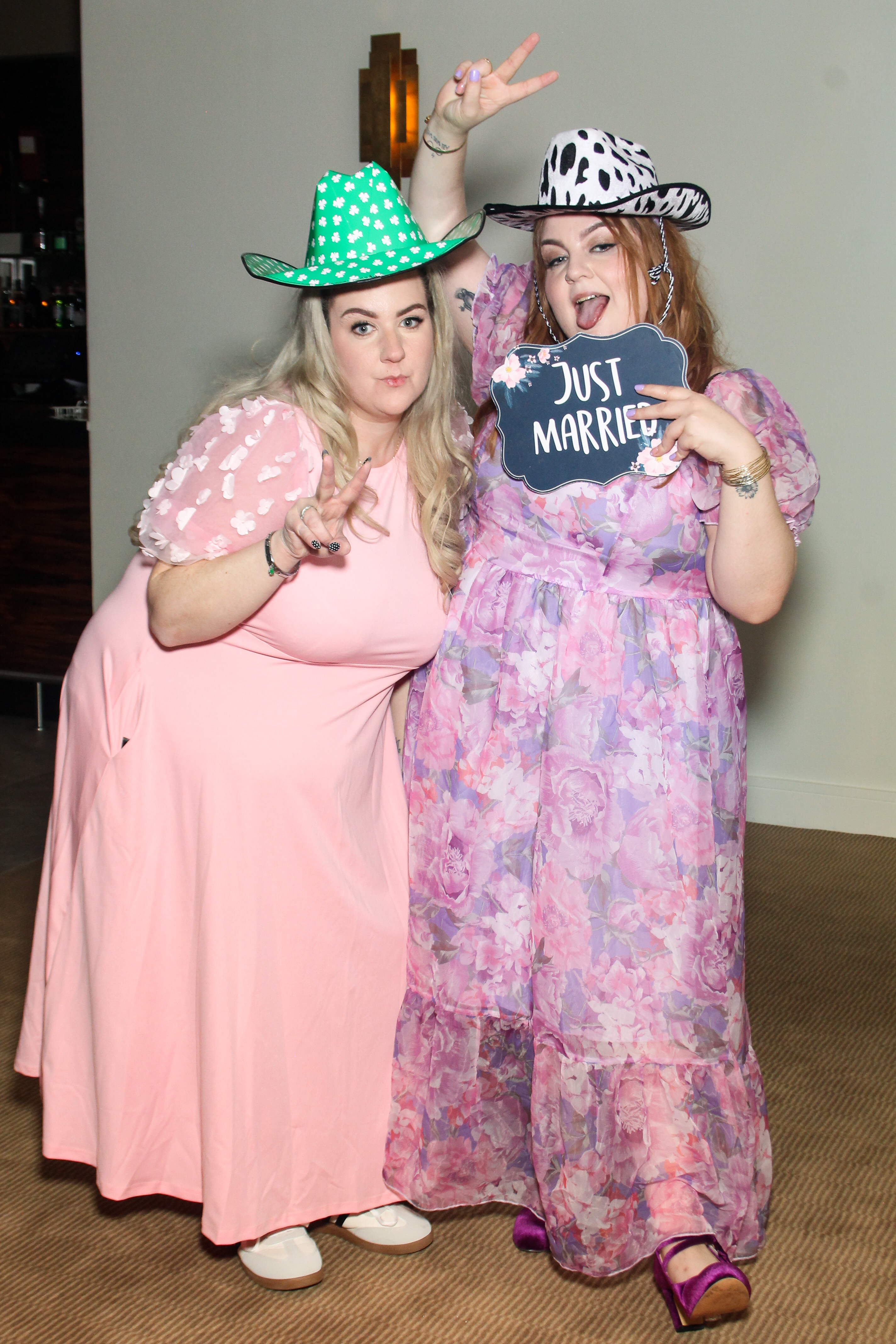 Catherine & Alan | View more photos from the event at gallery.snapmagic.ie/u/SnapMagic/Catherine-Alan