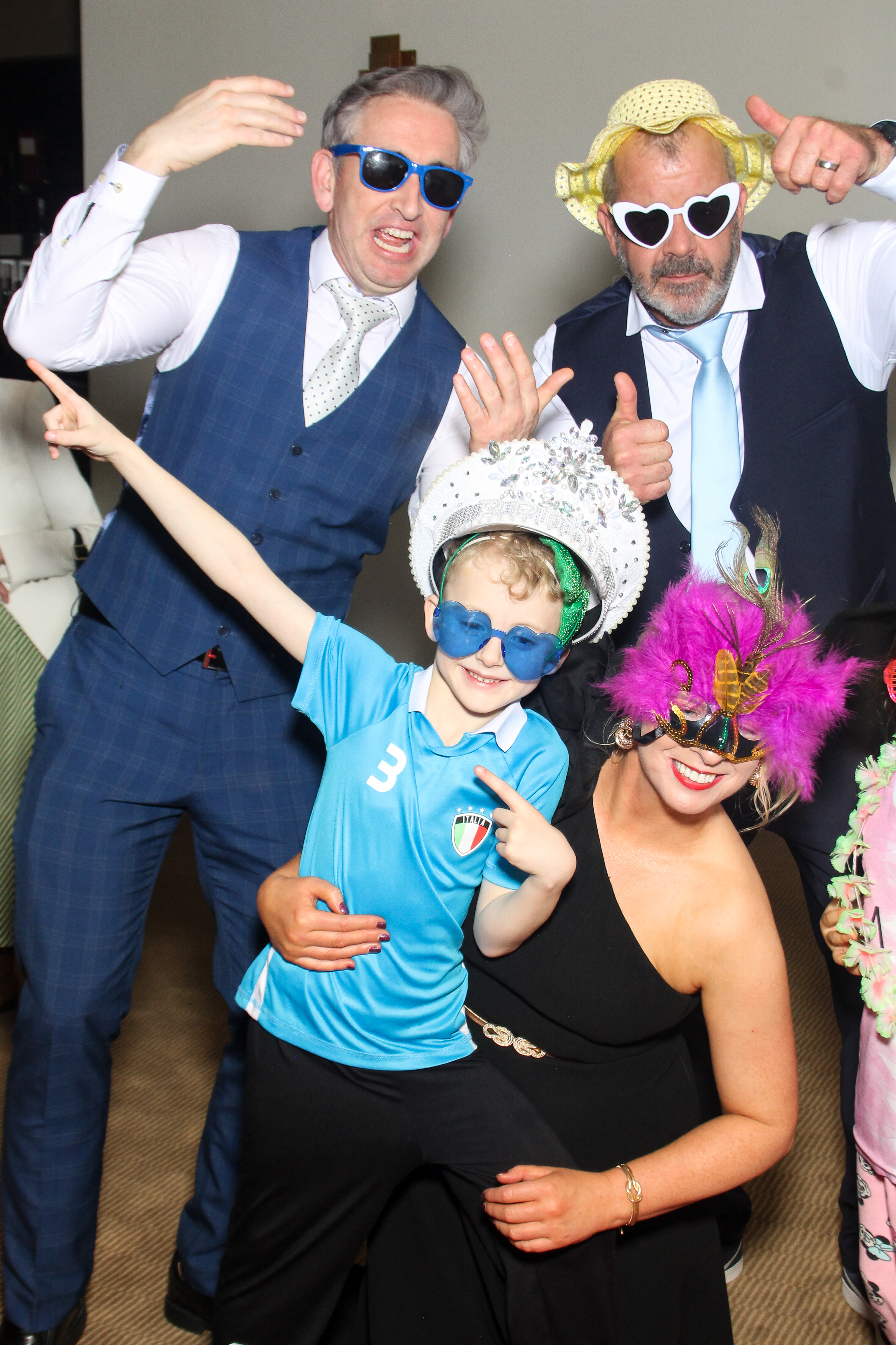 Catherine & Alan | View more photos from the event at gallery.snapmagic.ie/u/SnapMagic/Catherine-Alan