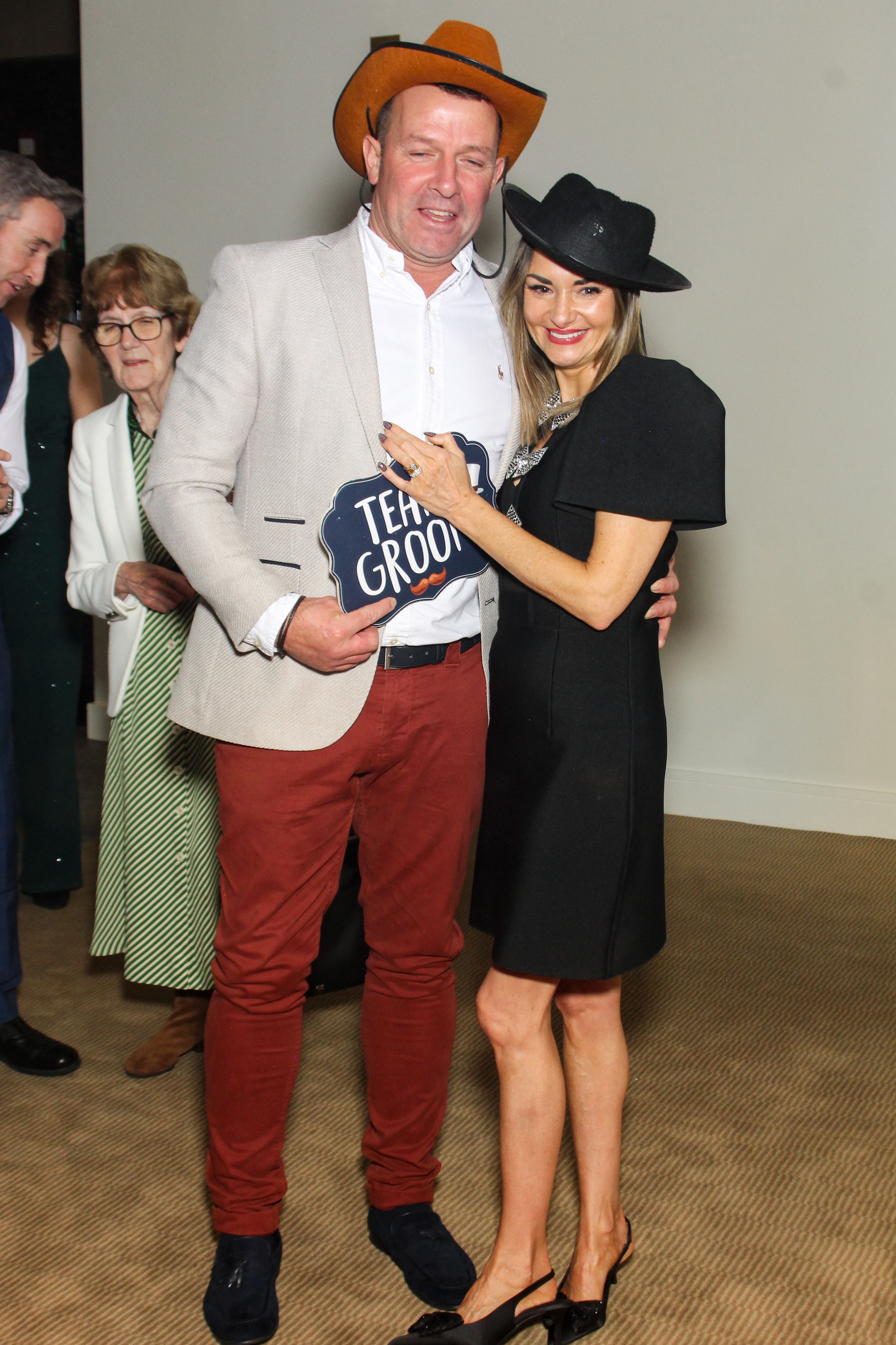 Catherine & Alan | View more photos from the event at gallery.snapmagic.ie/u/SnapMagic/Catherine-Alan