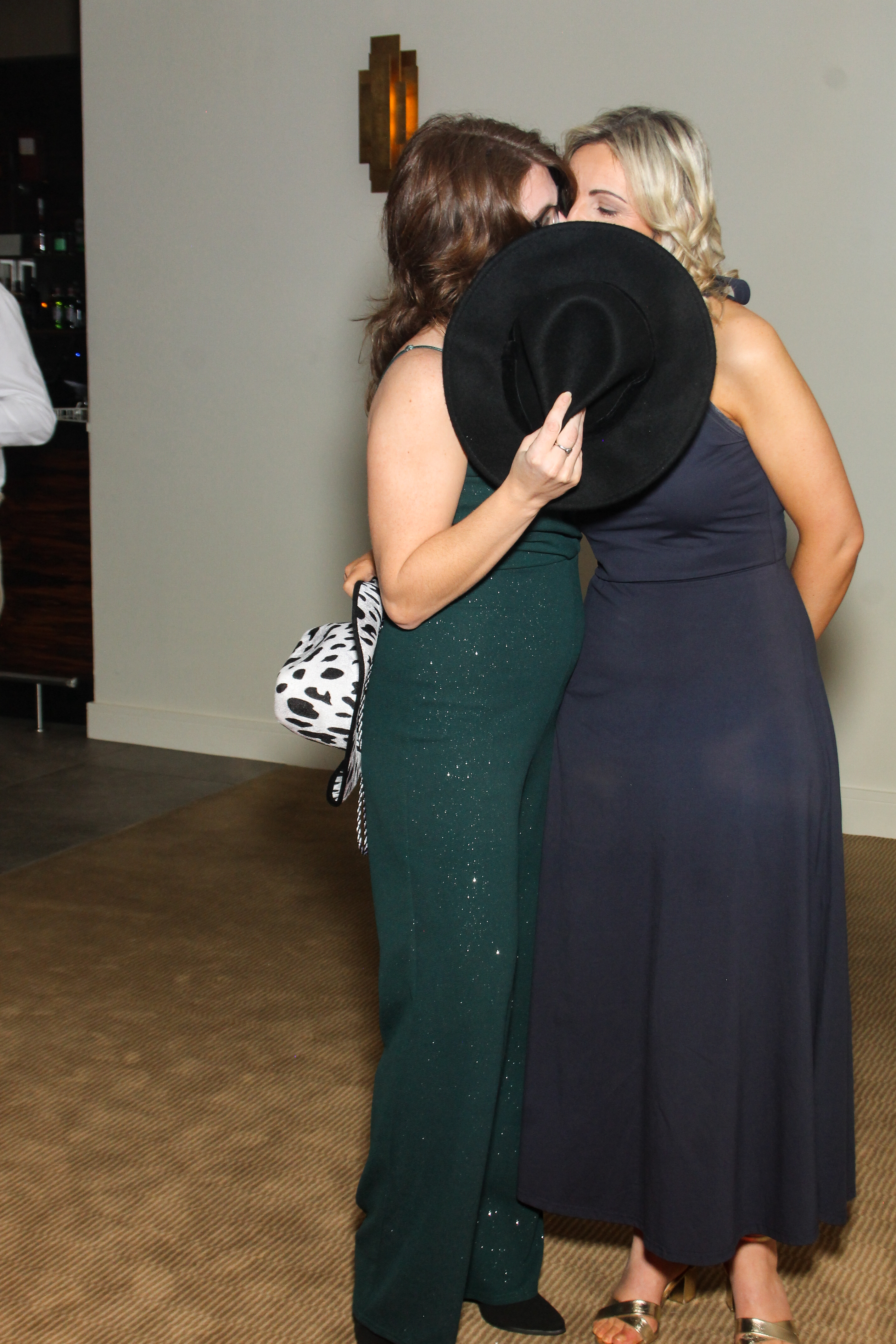 Catherine & Alan | View more photos from the event at gallery.snapmagic.ie/u/SnapMagic/Catherine-Alan