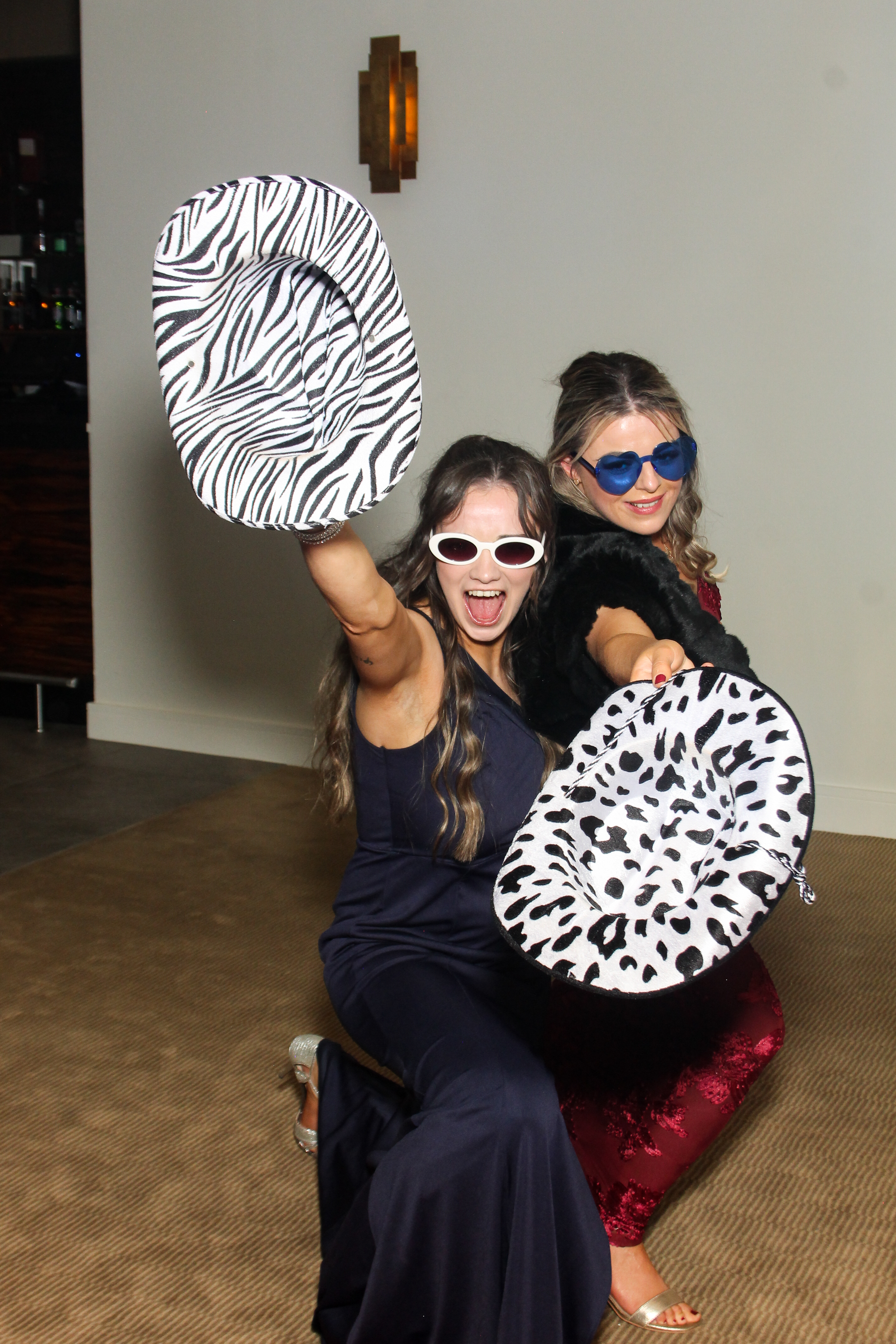 Catherine & Alan | View more photos from the event at gallery.snapmagic.ie/u/SnapMagic/Catherine-Alan