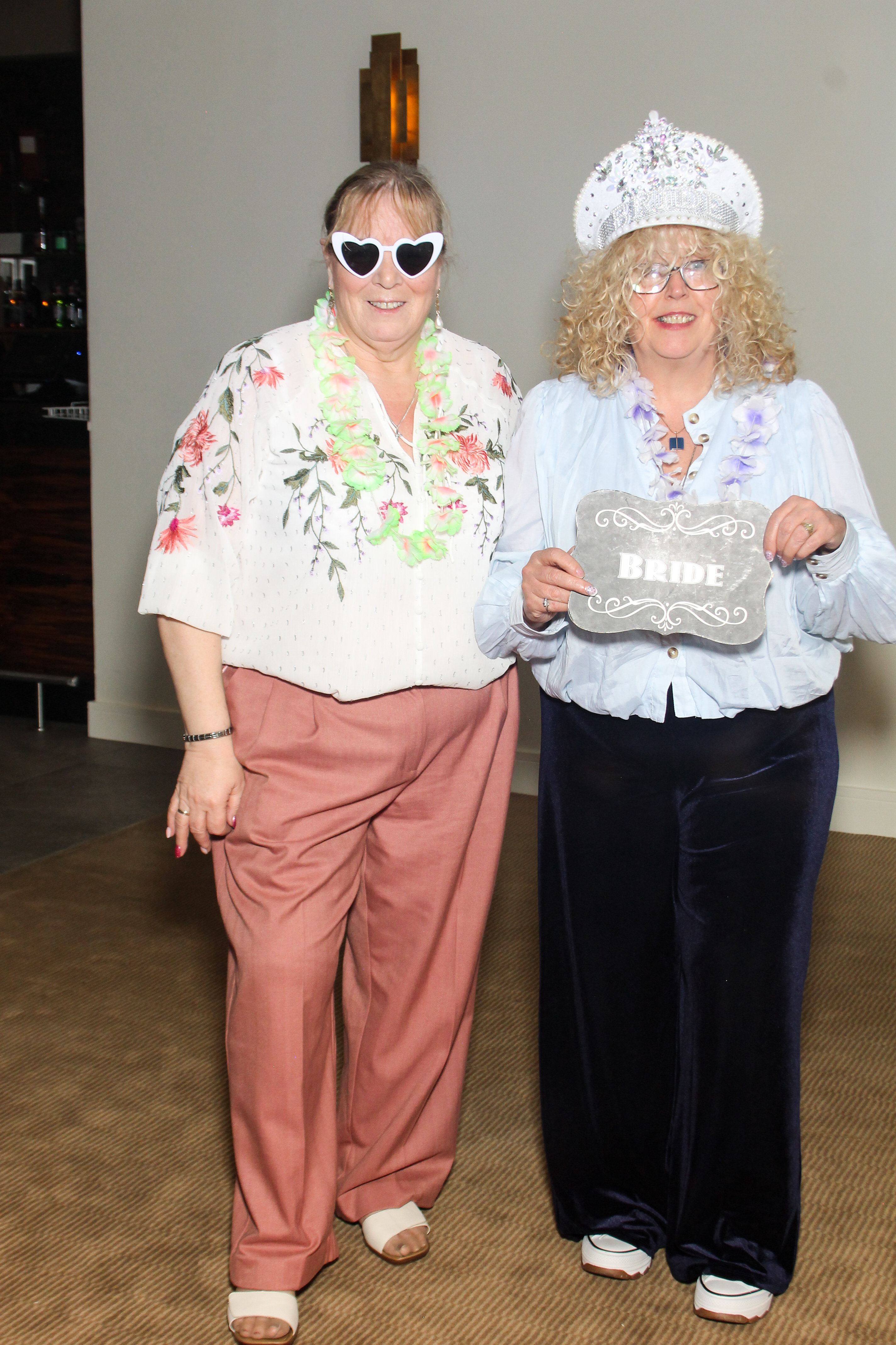 Catherine & Alan | View more photos from the event at gallery.snapmagic.ie/u/SnapMagic/Catherine-Alan