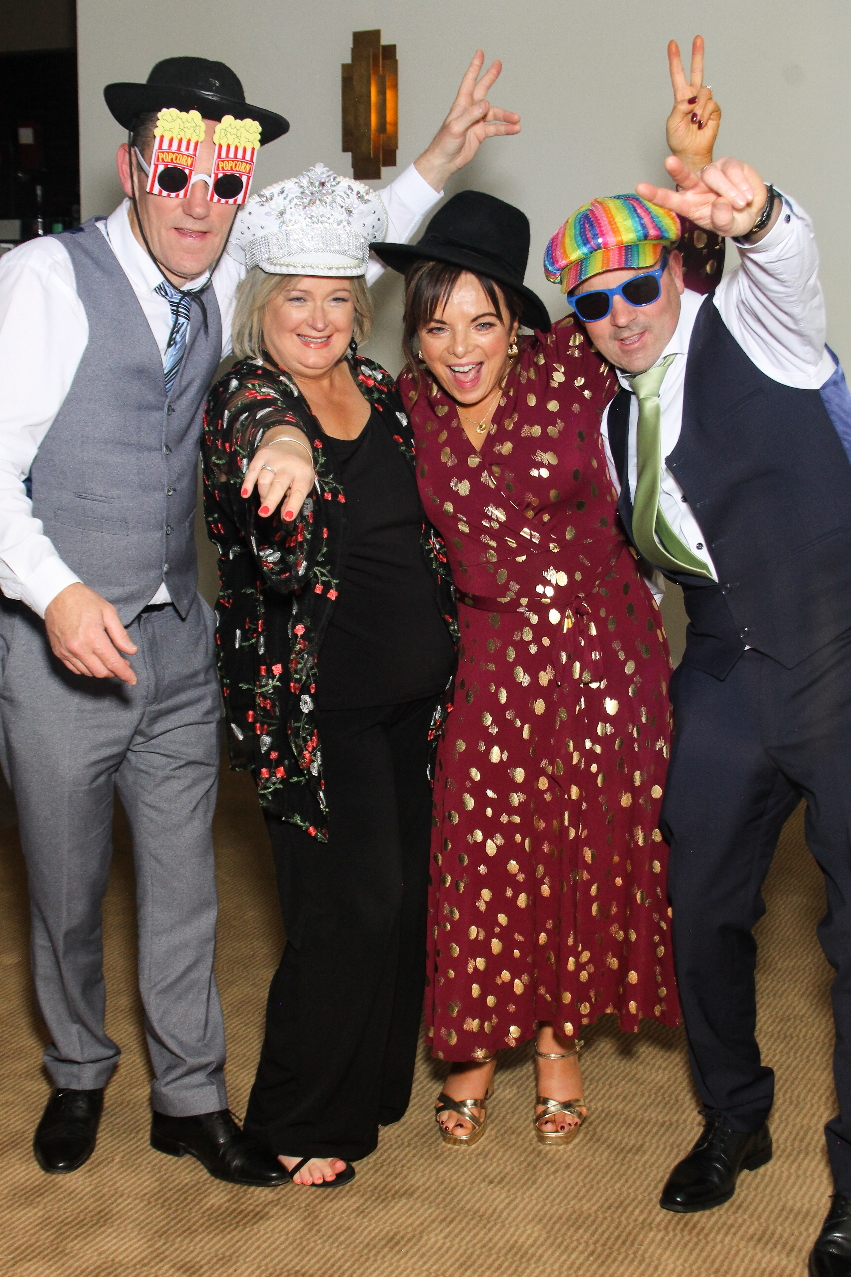 Catherine & Alan | View more photos from the event at gallery.snapmagic.ie/u/SnapMagic/Catherine-Alan