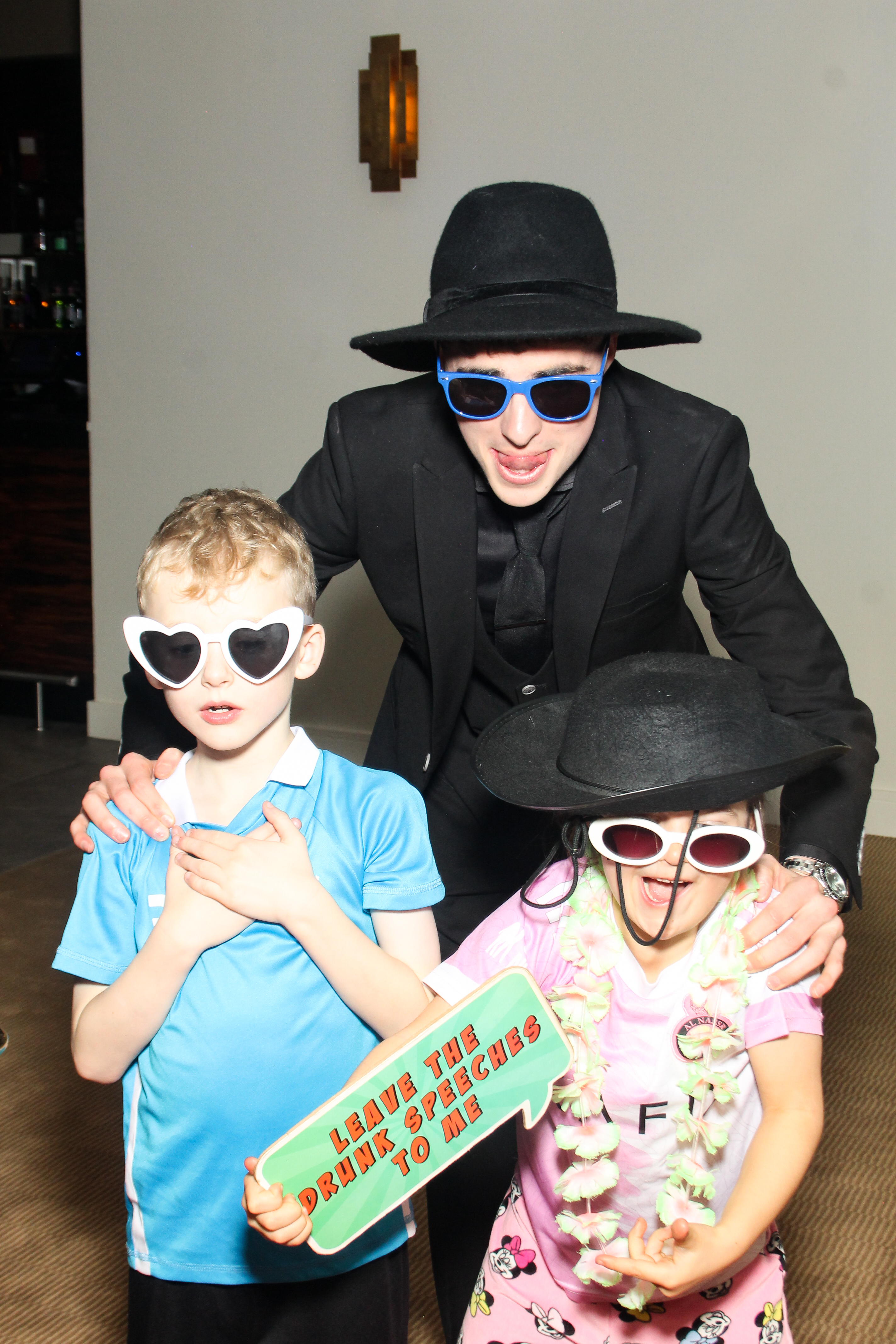 Catherine & Alan | View more photos from the event at gallery.snapmagic.ie/u/SnapMagic/Catherine-Alan