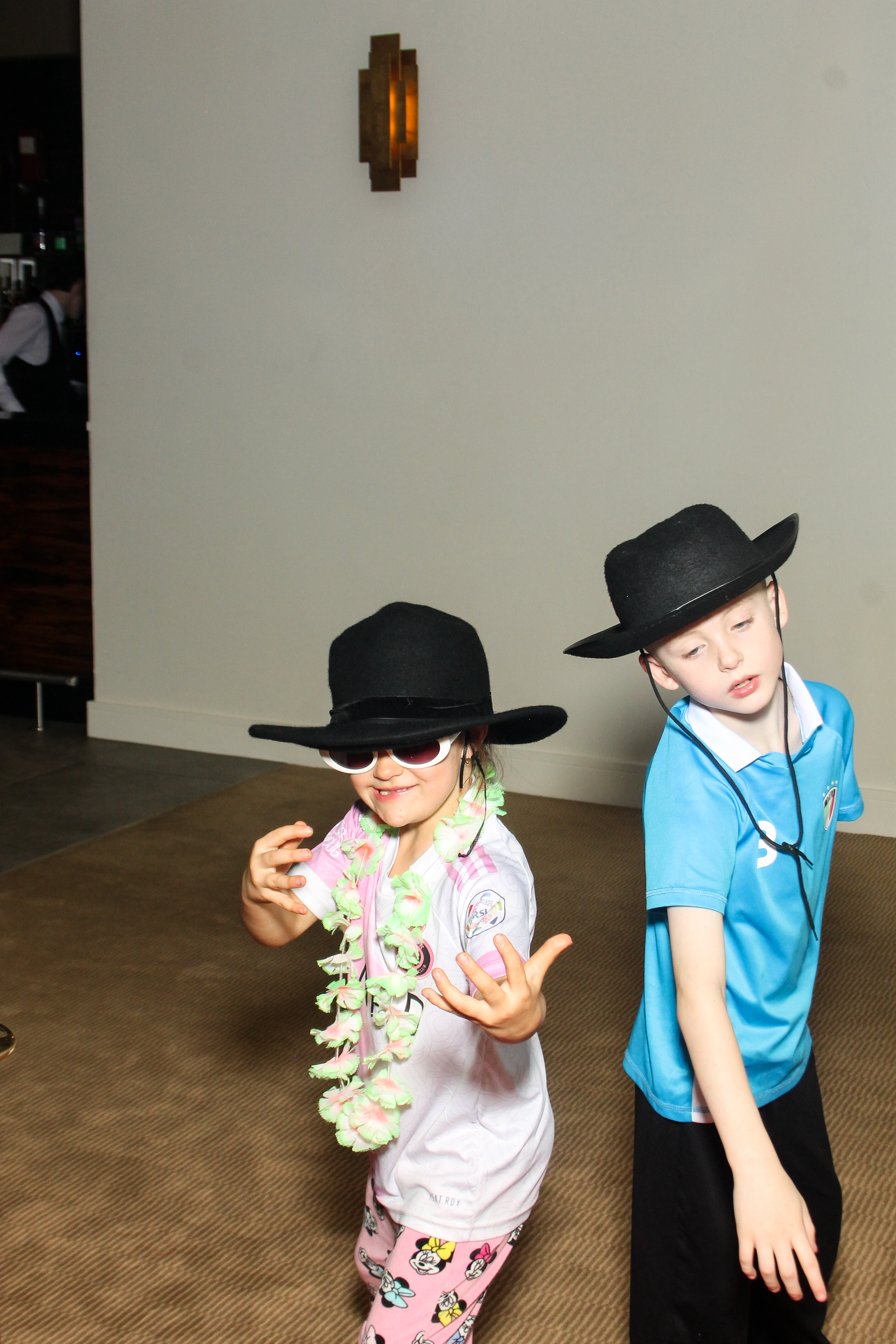 Catherine & Alan | View more photos from the event at gallery.snapmagic.ie/u/SnapMagic/Catherine-Alan