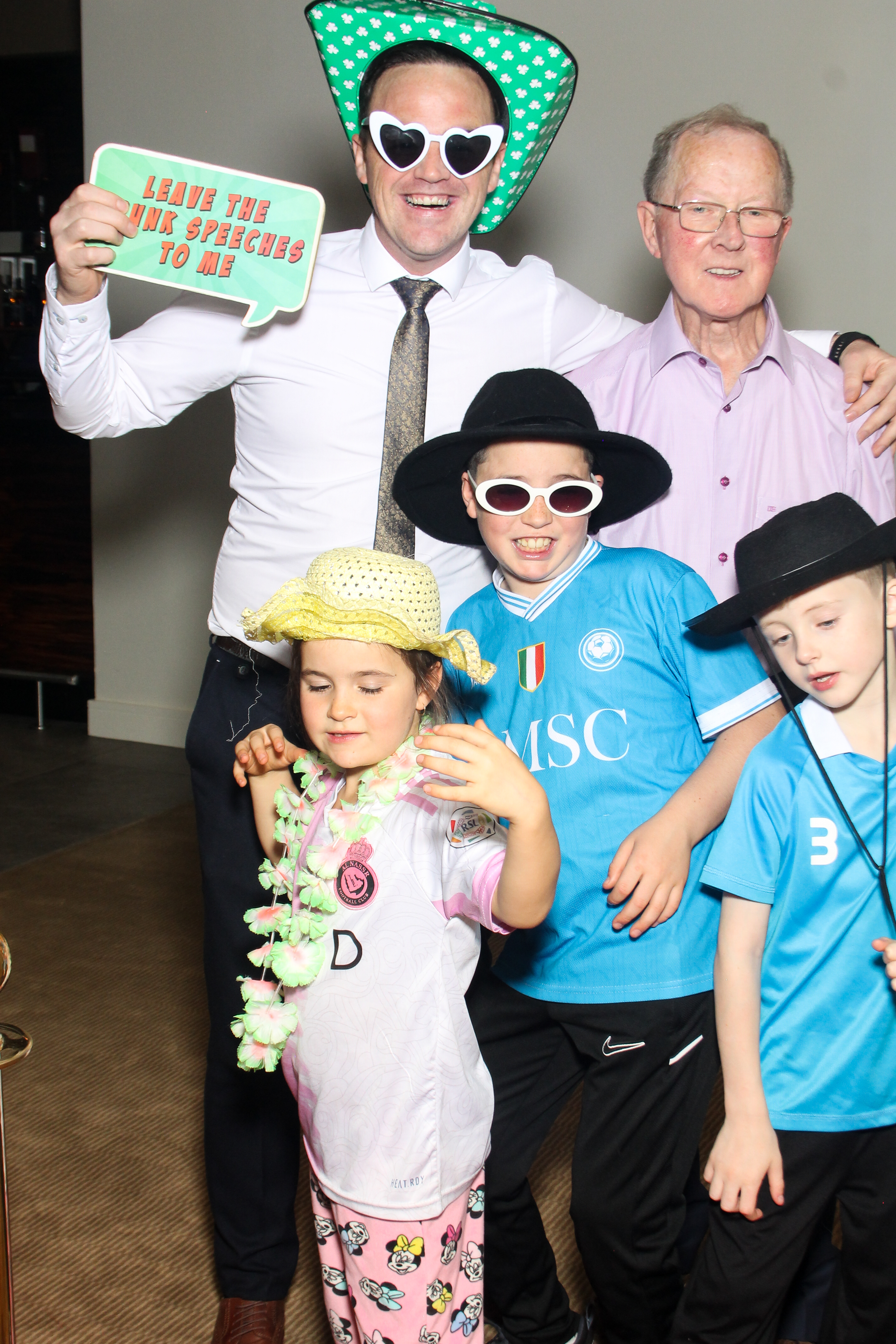 Catherine & Alan | View more photos from the event at gallery.snapmagic.ie/u/SnapMagic/Catherine-Alan