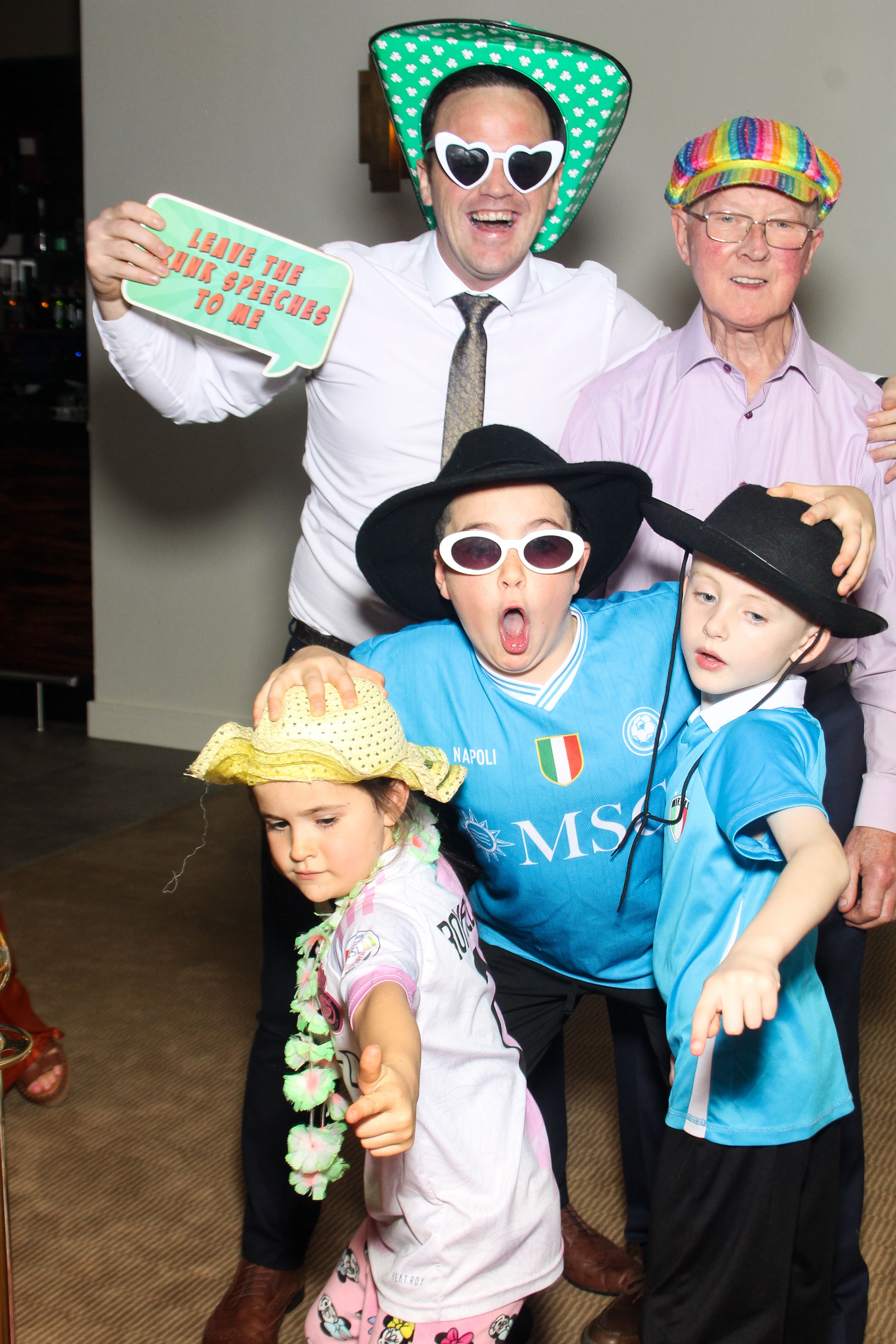 Catherine & Alan | View more photos from the event at gallery.snapmagic.ie/u/SnapMagic/Catherine-Alan