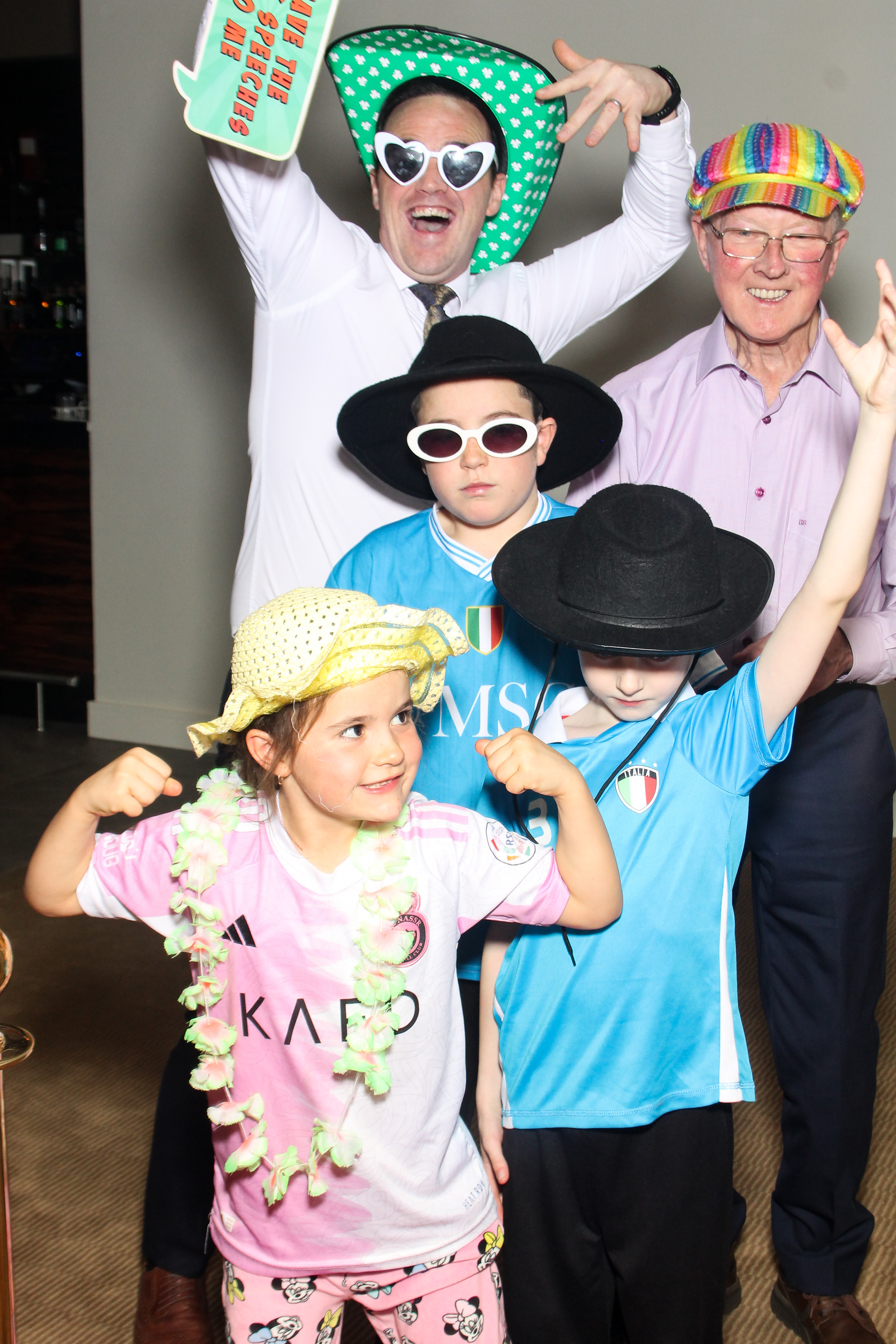 Catherine & Alan | View more photos from the event at gallery.snapmagic.ie/u/SnapMagic/Catherine-Alan