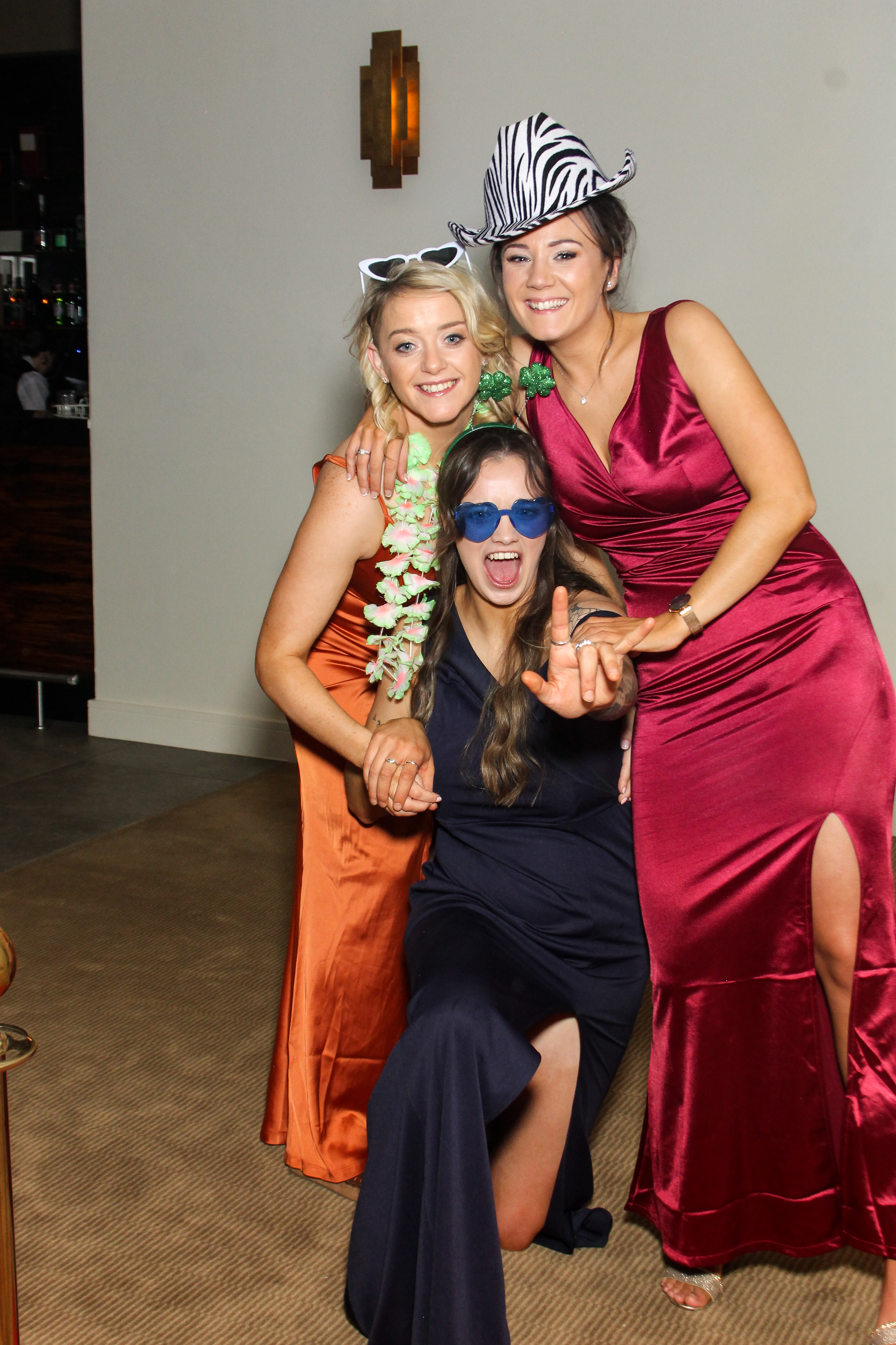 Catherine & Alan | View more photos from the event at gallery.snapmagic.ie/u/SnapMagic/Catherine-Alan