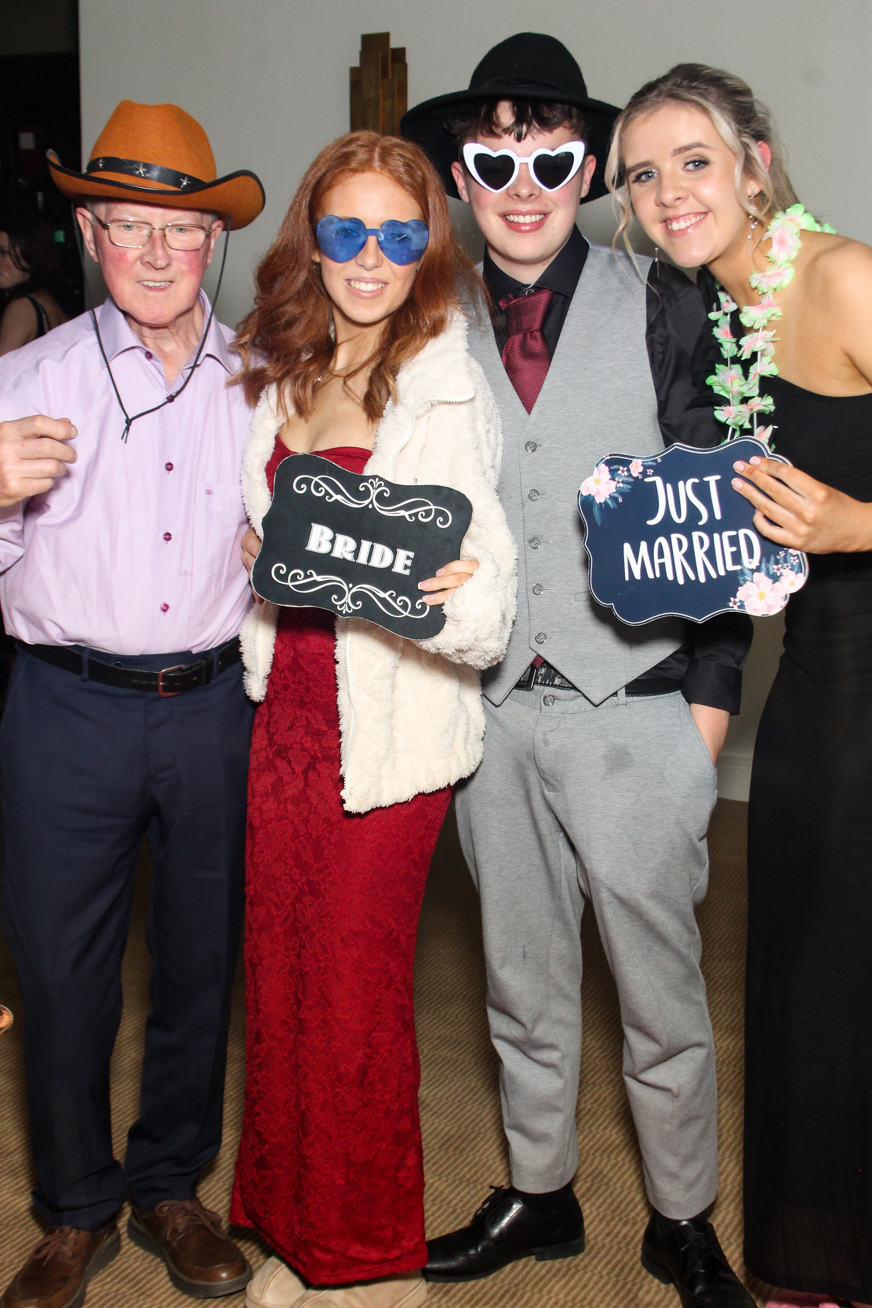 Catherine & Alan | View more photos from the event at gallery.snapmagic.ie/u/SnapMagic/Catherine-Alan