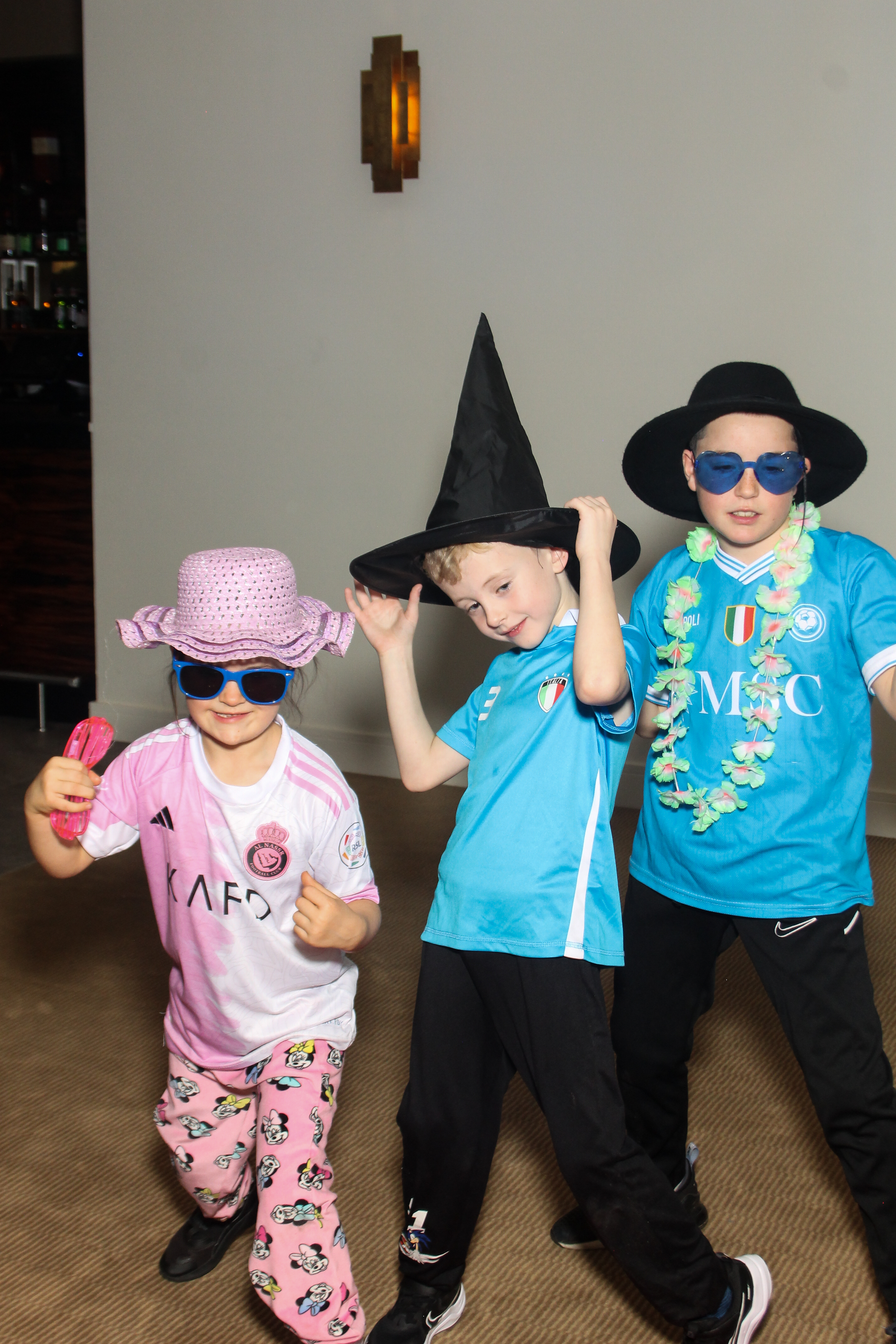 Catherine & Alan | View more photos from the event at gallery.snapmagic.ie/u/SnapMagic/Catherine-Alan