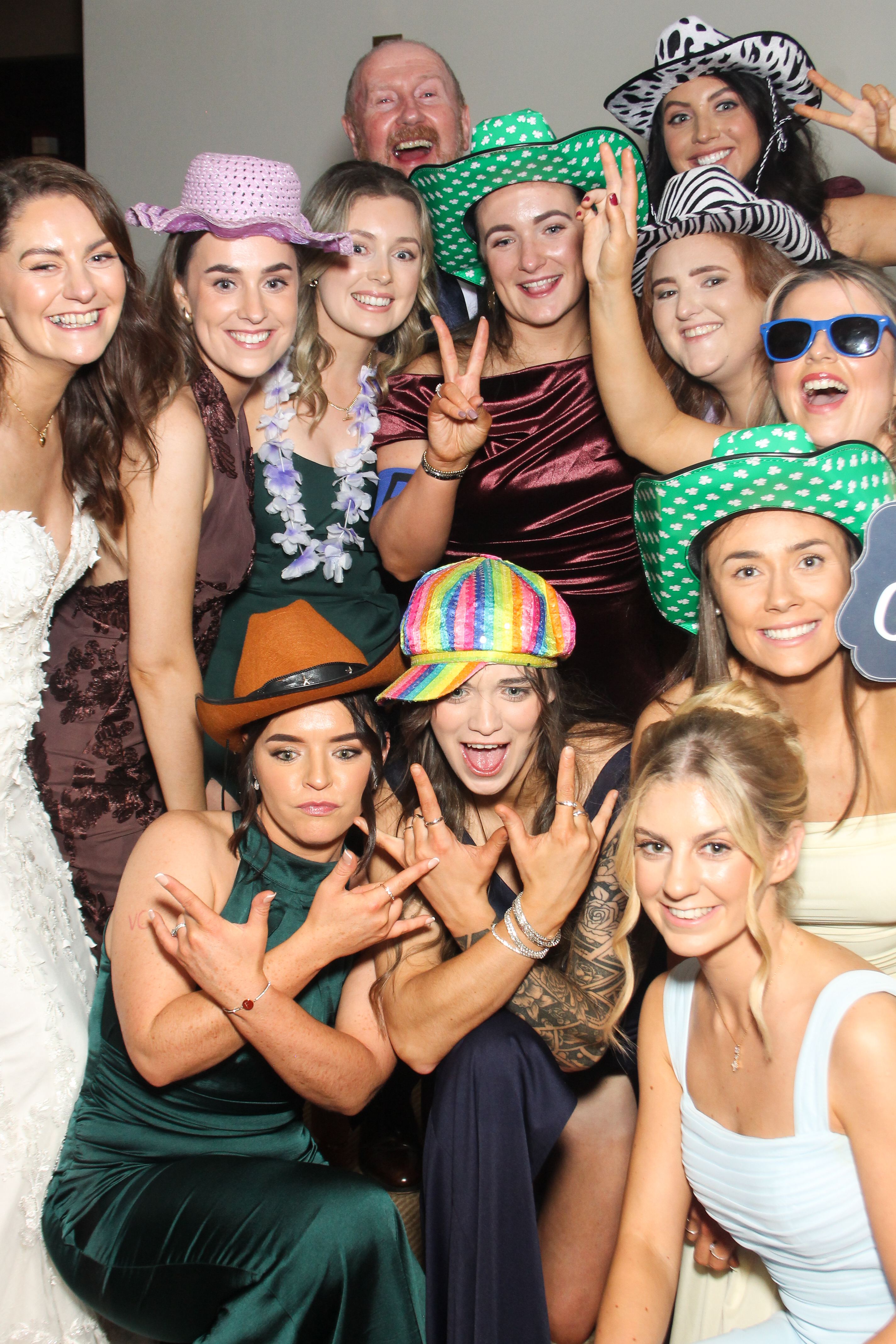 Catherine & Alan | View more photos from the event at gallery.snapmagic.ie/u/SnapMagic/Catherine-Alan