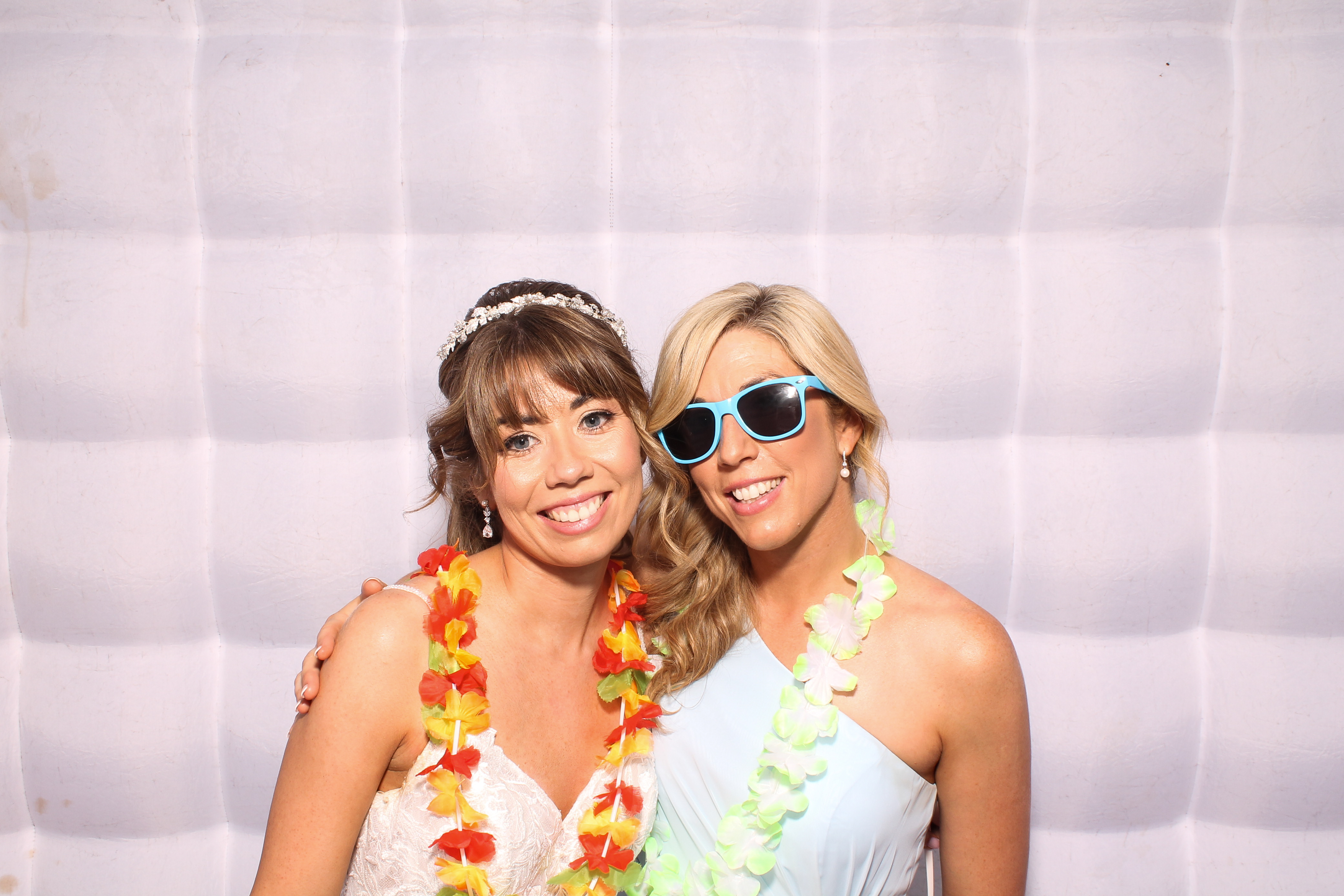 Catherine & Dermot | View more photos from the event at gallery.snapmagic.ie/u/SnapMagic/Catherine-Dermot