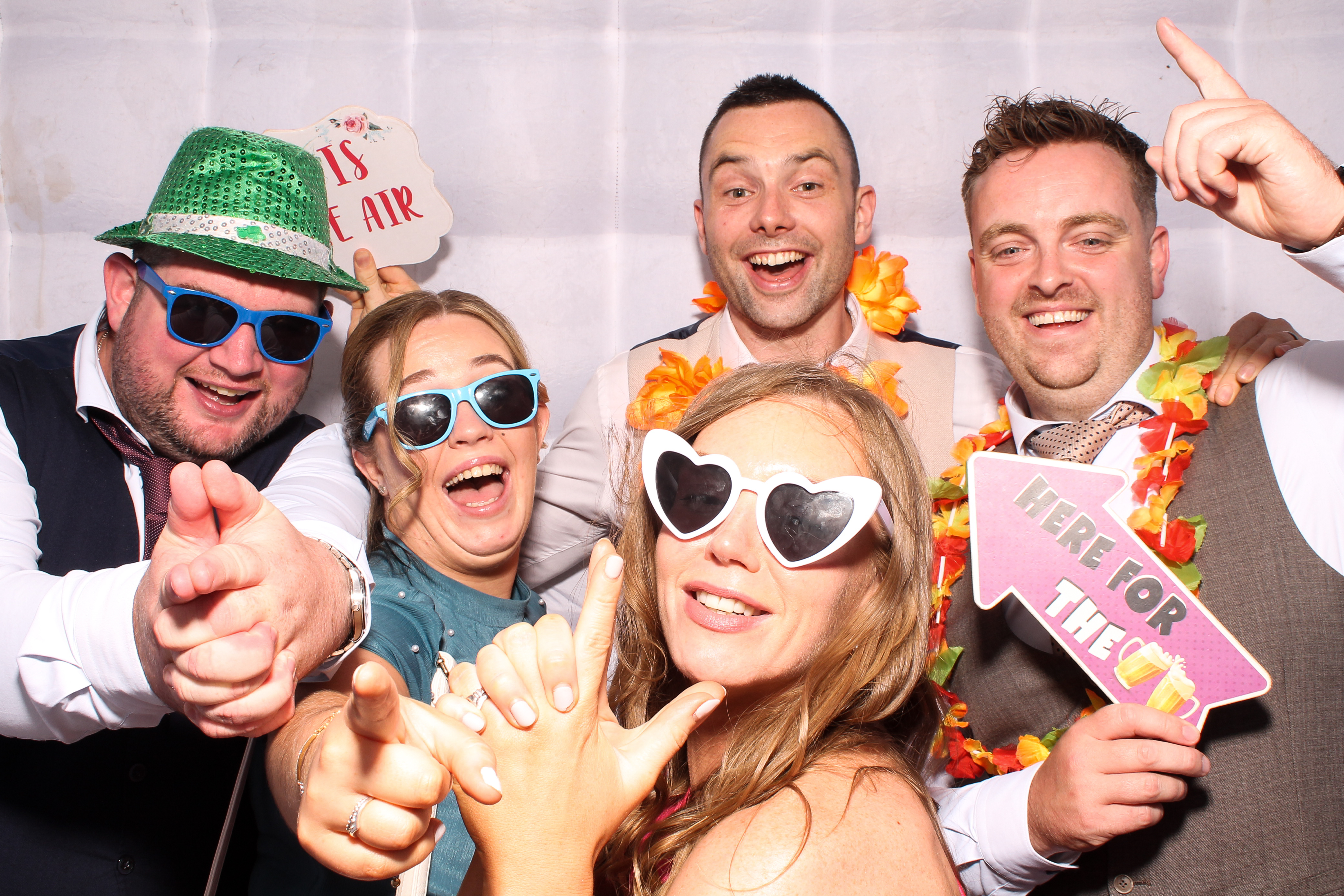 Catherine & Dermot | View more photos from the event at gallery.snapmagic.ie/u/SnapMagic/Catherine-Dermot