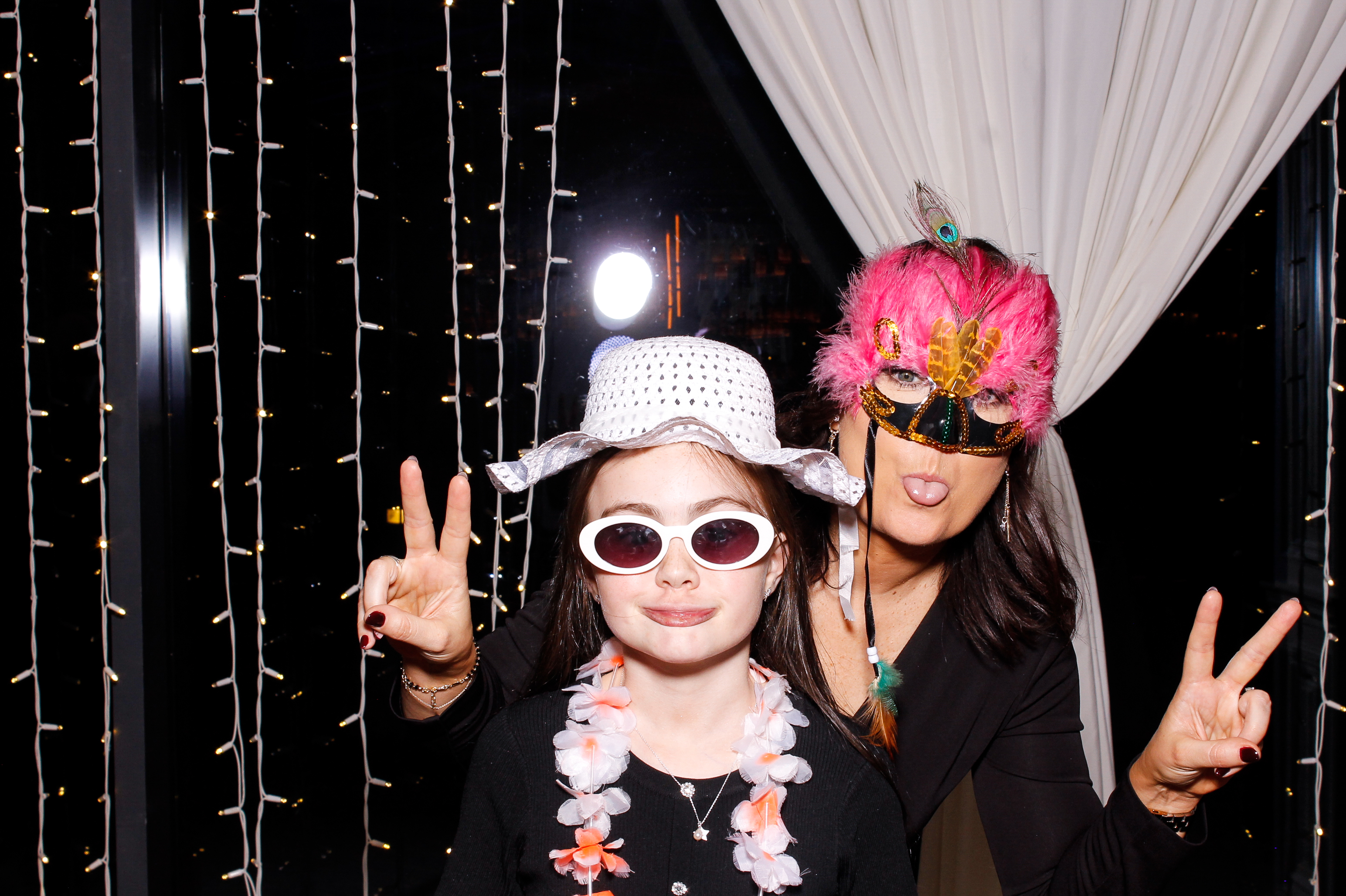 Ciara & Graham | View more photos from the event at gallery.snapmagic.ie/u/SnapMagic/Ciara-Graham