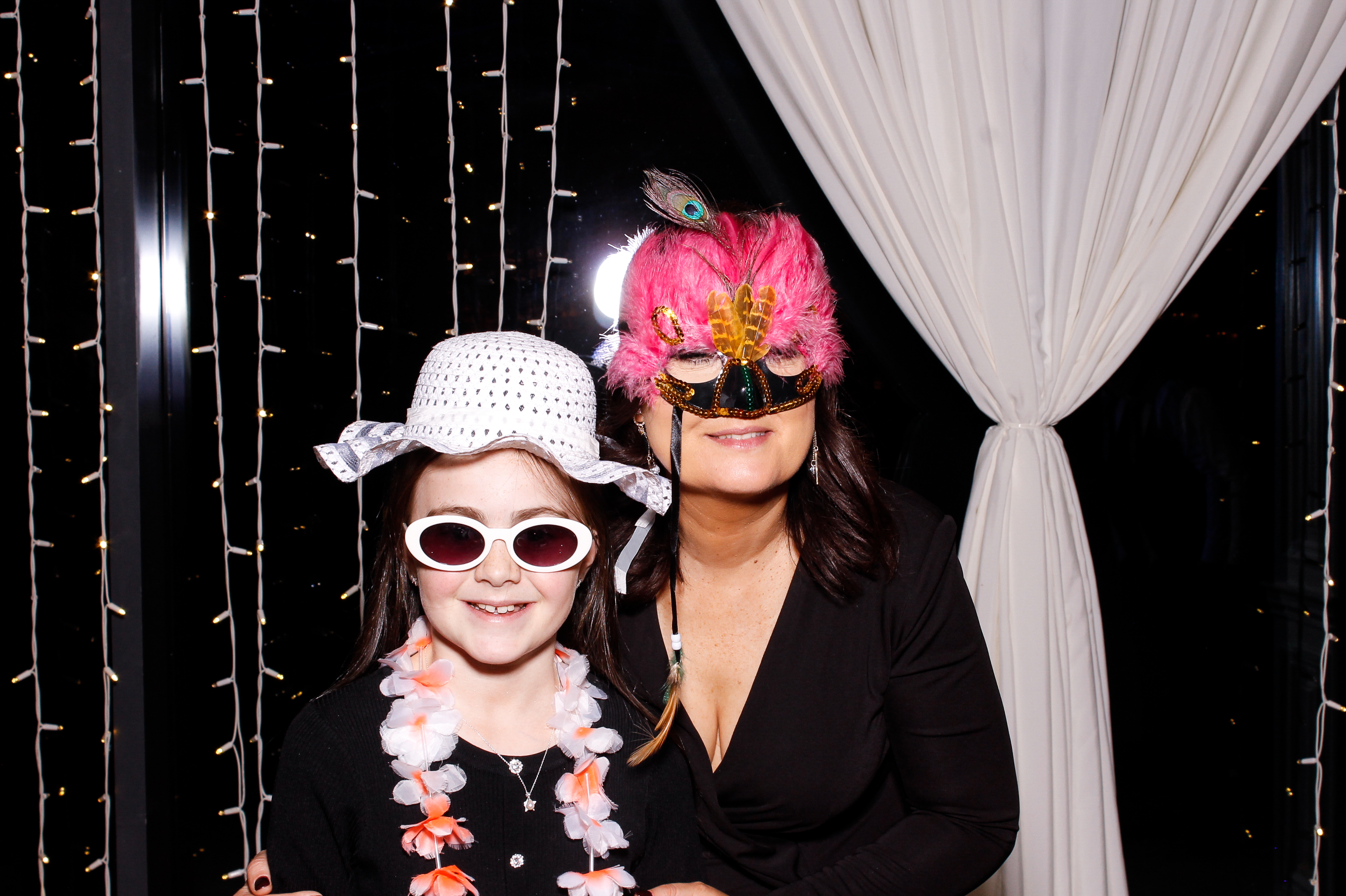 Ciara & Graham | View more photos from the event at gallery.snapmagic.ie/u/SnapMagic/Ciara-Graham