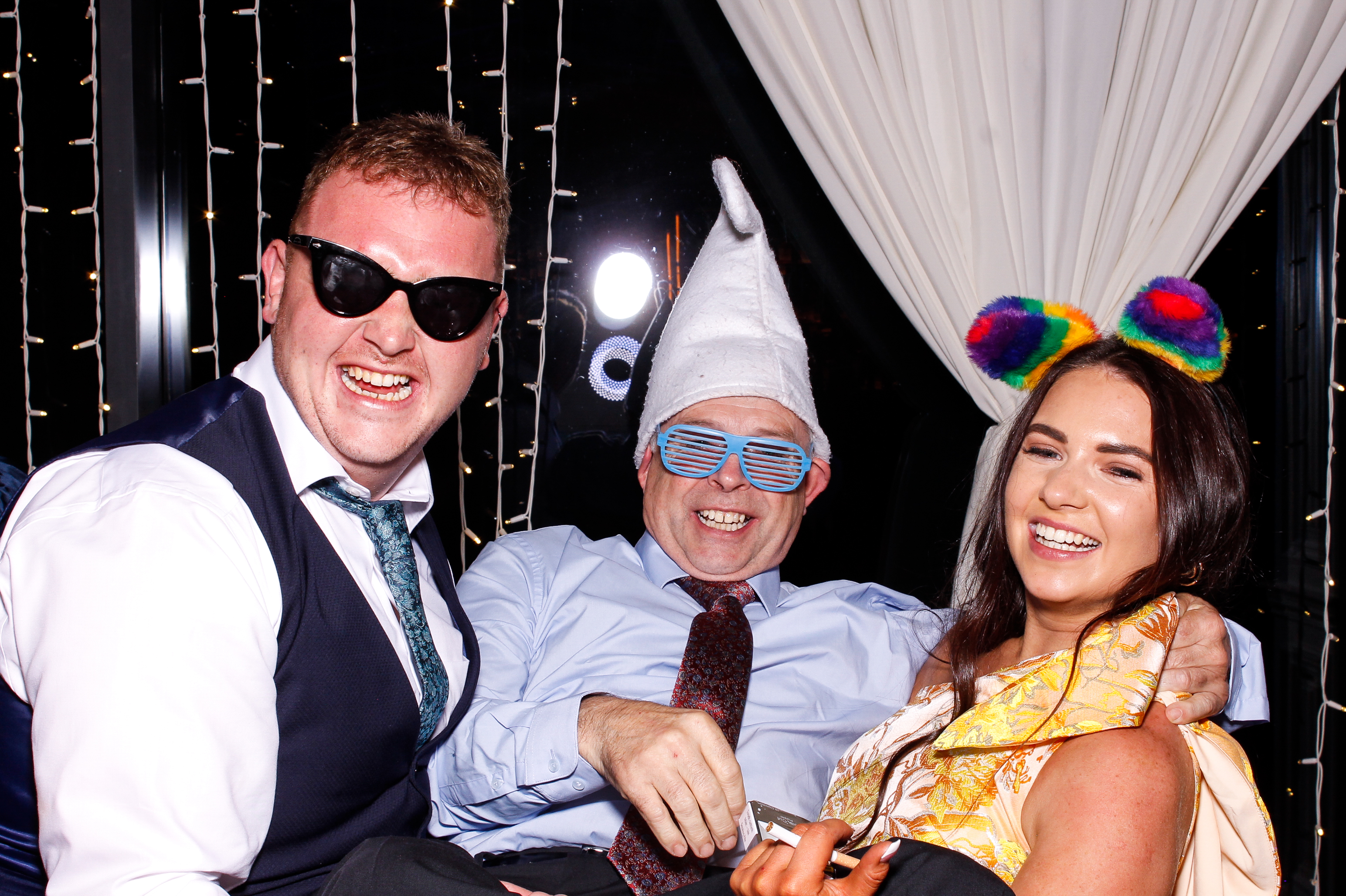 Ciara & Graham | View more photos from the event at gallery.snapmagic.ie/u/SnapMagic/Ciara-Graham