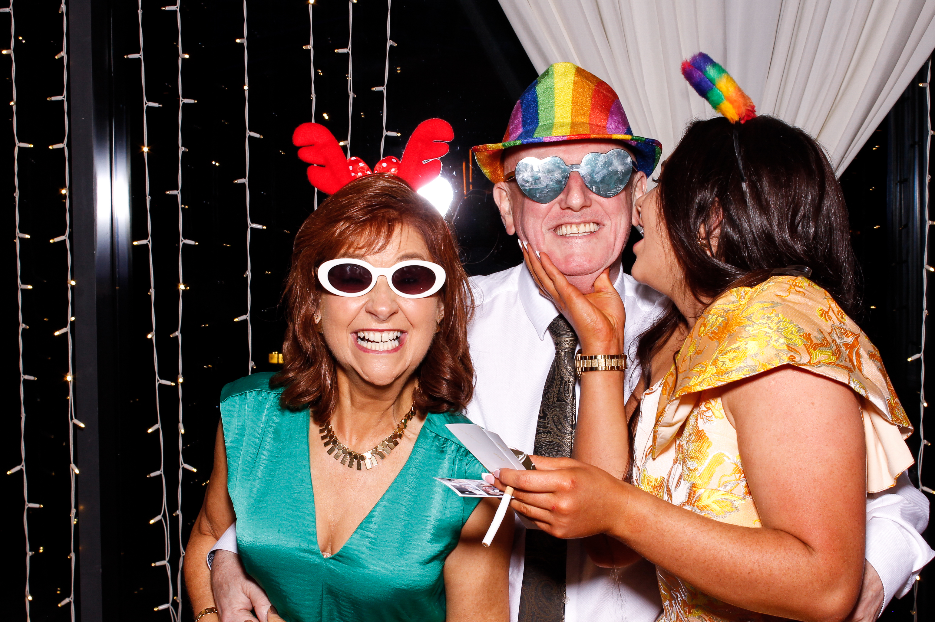 Ciara & Graham | View more photos from the event at gallery.snapmagic.ie/u/SnapMagic/Ciara-Graham