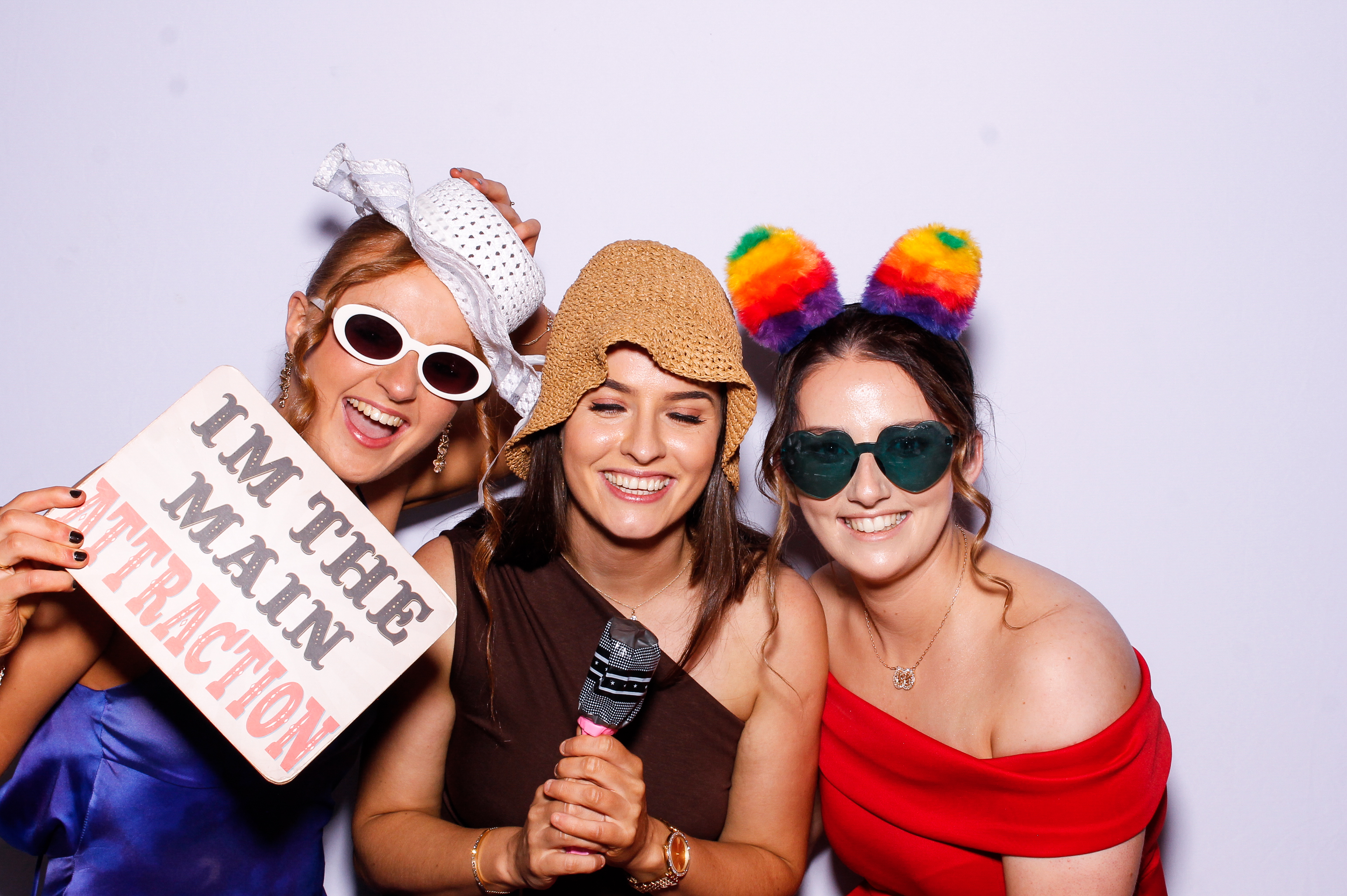 Ciara & Graham | View more photos from the event at gallery.snapmagic.ie/u/SnapMagic/Ciara-Graham