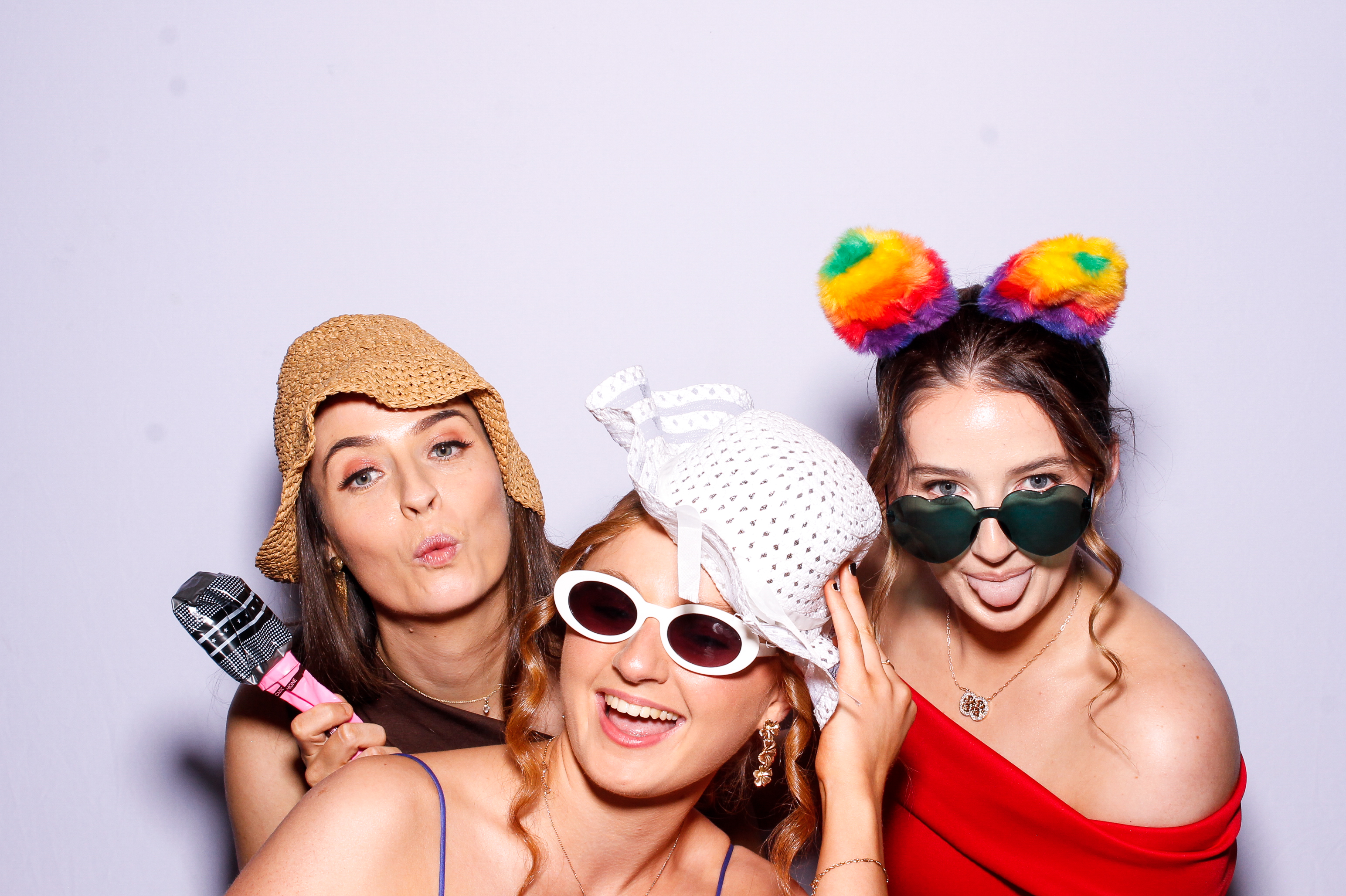 Ciara & Graham | View more photos from the event at gallery.snapmagic.ie/u/SnapMagic/Ciara-Graham