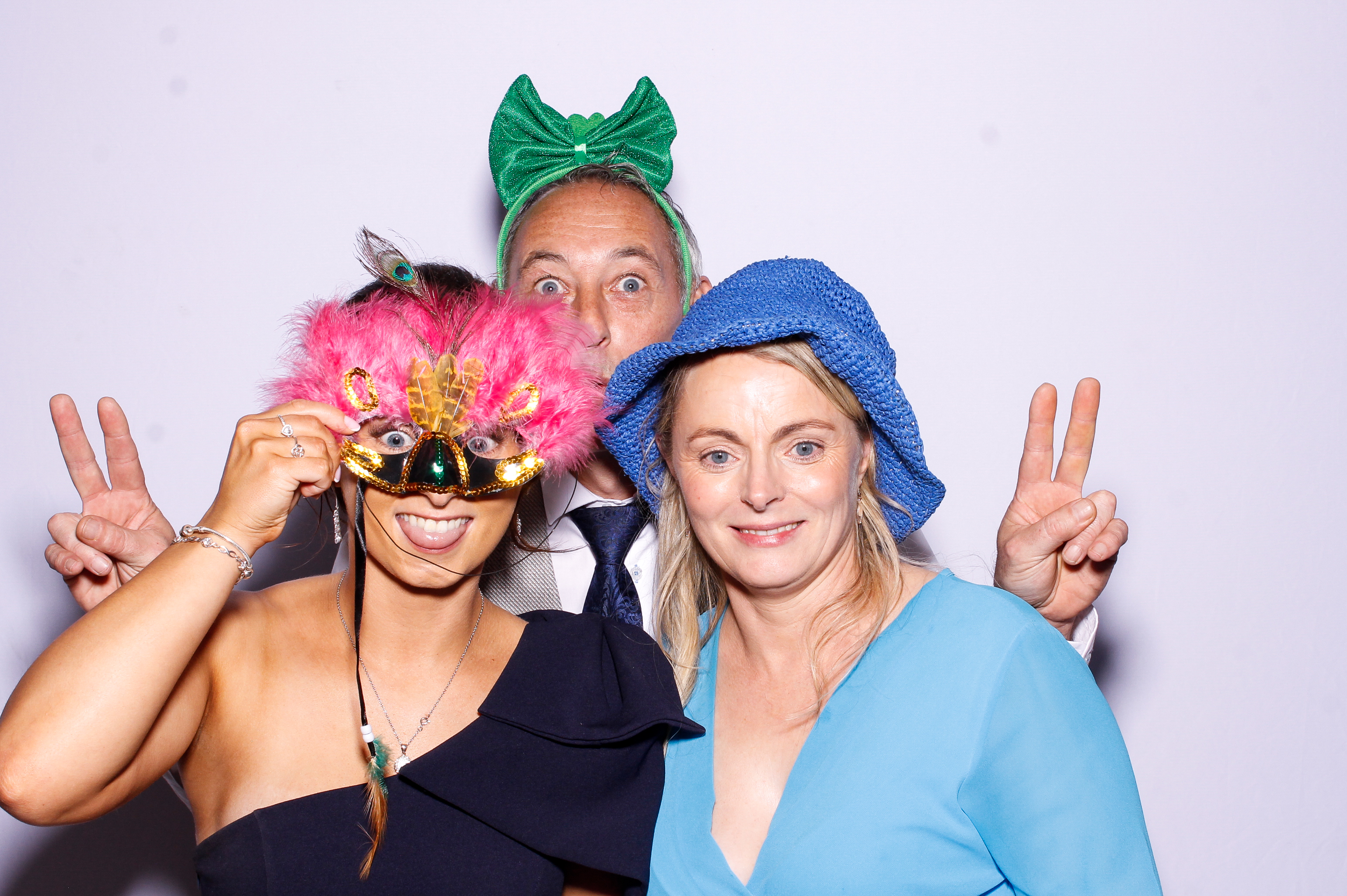 Ciara & Graham | View more photos from the event at gallery.snapmagic.ie/u/SnapMagic/Ciara-Graham