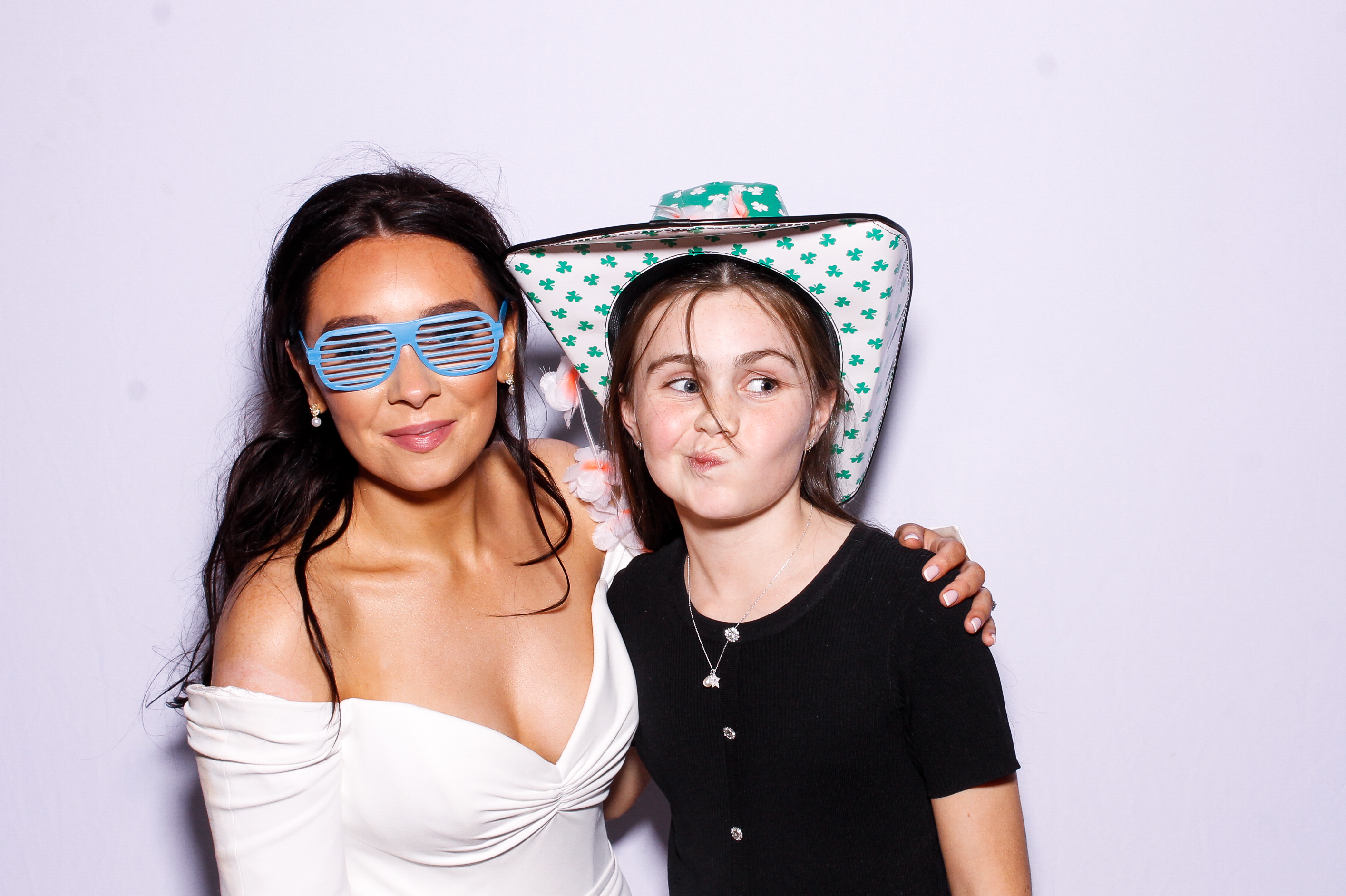 Ciara & Graham | View more photos from the event at gallery.snapmagic.ie/u/SnapMagic/Ciara-Graham