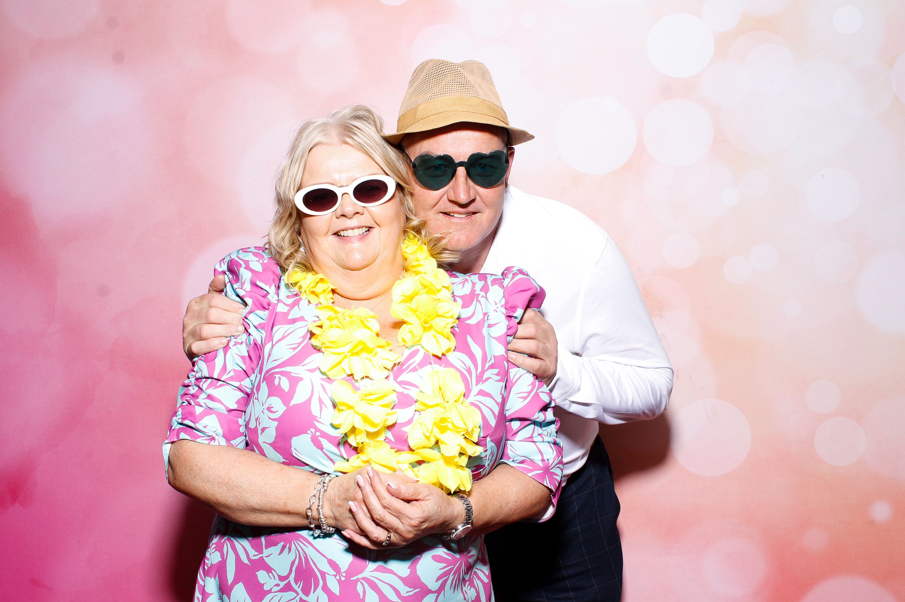 Claire & Paul | View more photos from the event at gallery.snapmagic.ie/u/SnapMagic/Claire-Paul