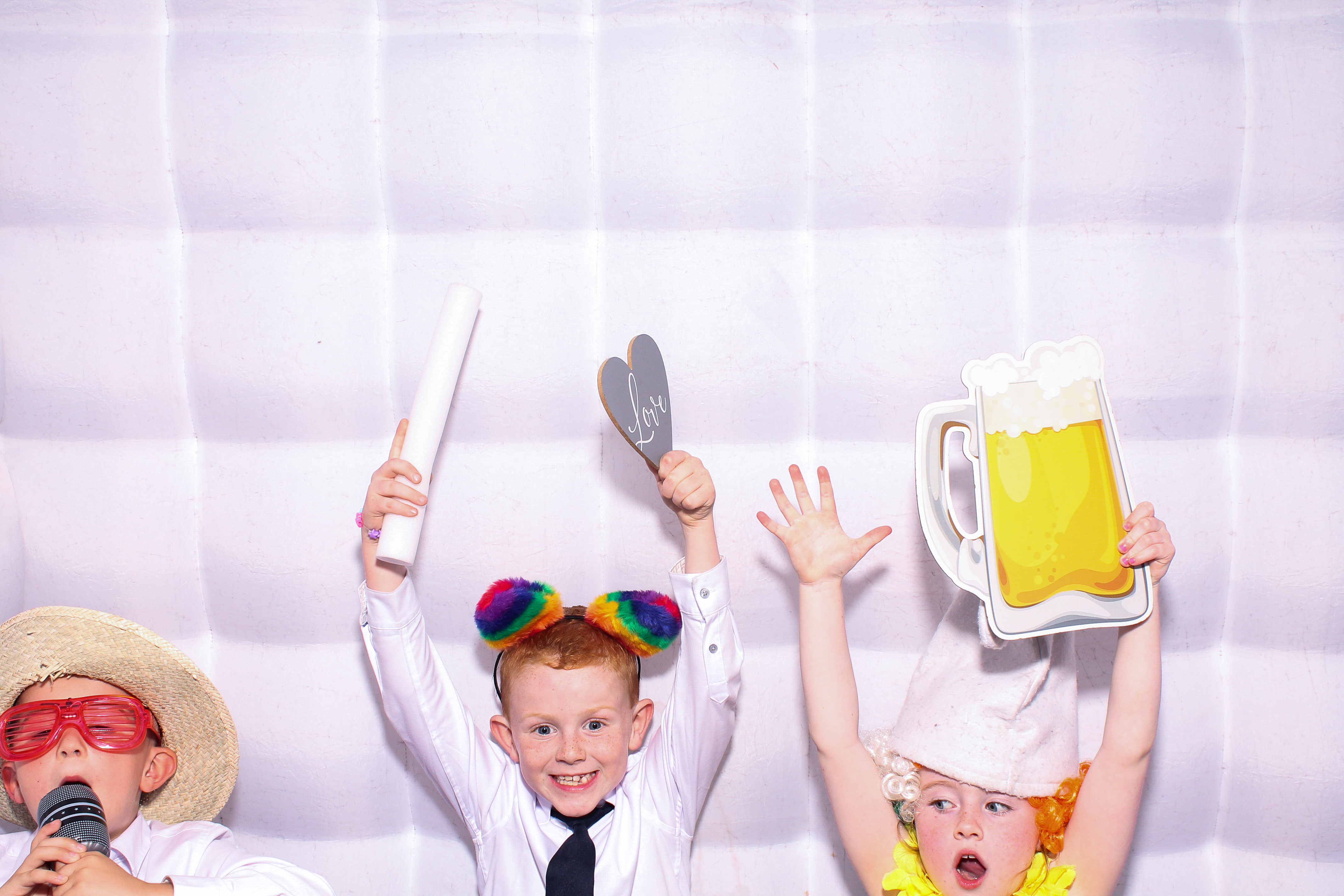 Colie & Christine | View more photos from the event at gallery.snapmagic.ie/u/SnapMagic/Colie-Christine