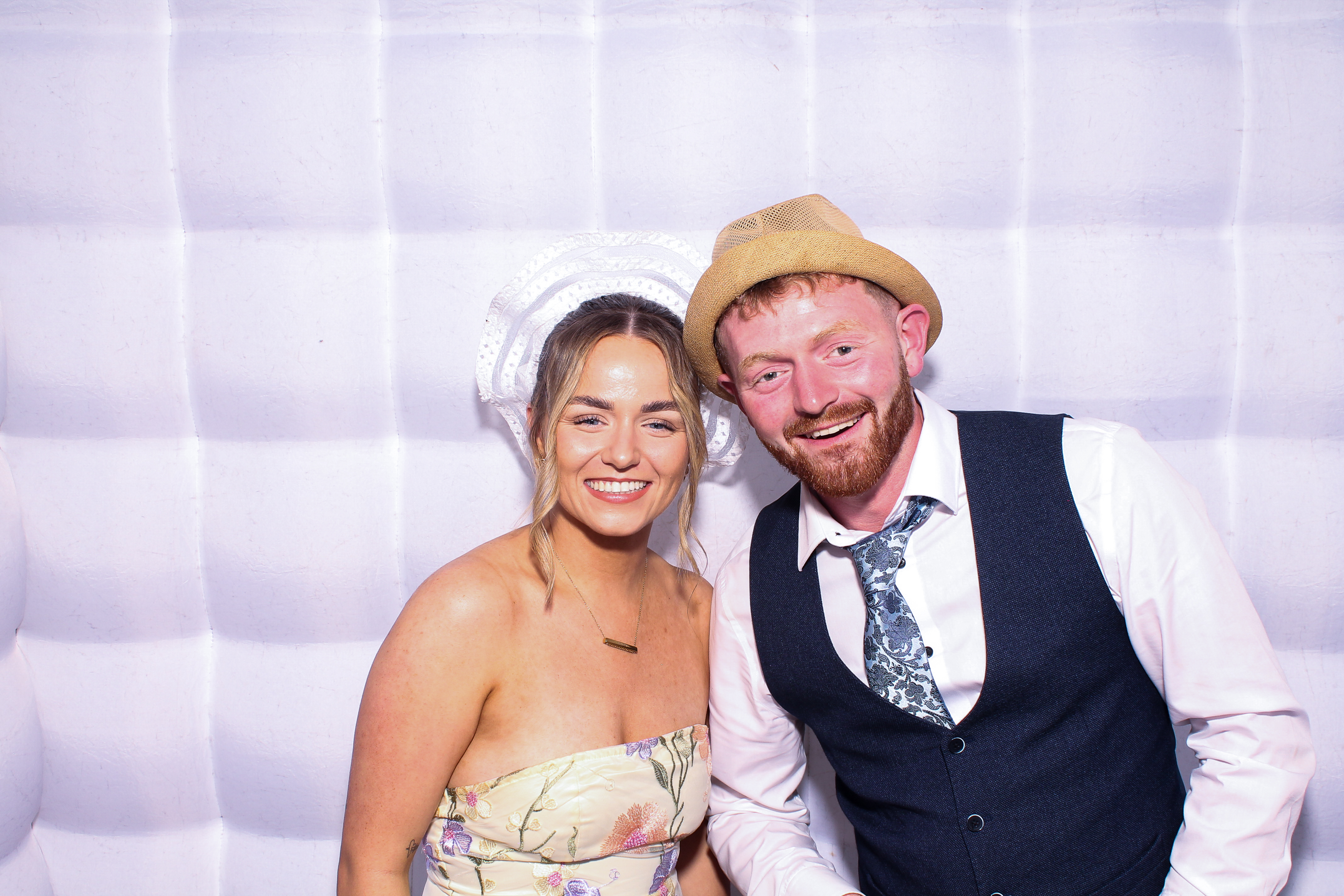 Colie & Christine | View more photos from the event at gallery.snapmagic.ie/u/SnapMagic/Colie-Christine