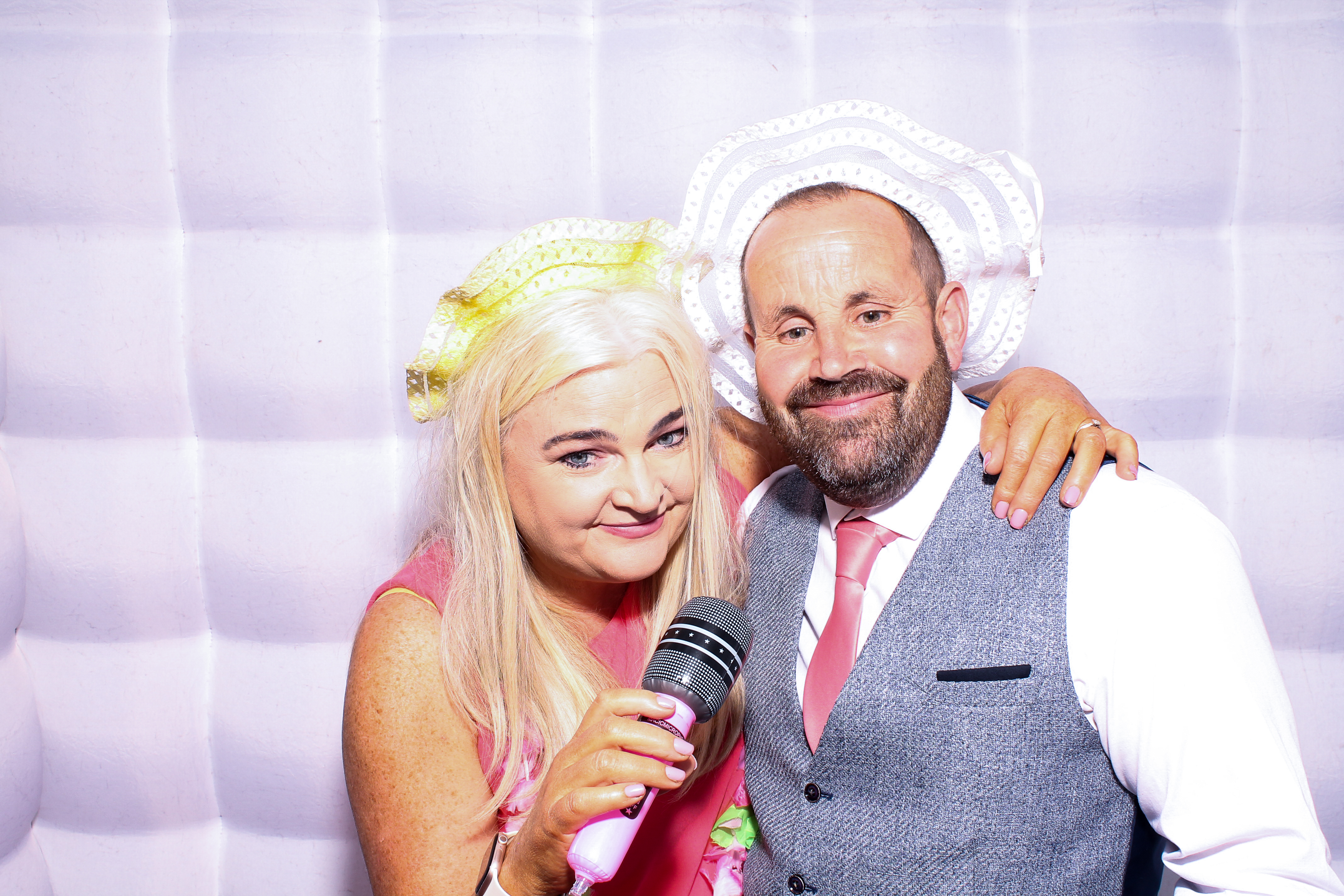 Colie & Christine | View more photos from the event at gallery.snapmagic.ie/u/SnapMagic/Colie-Christine