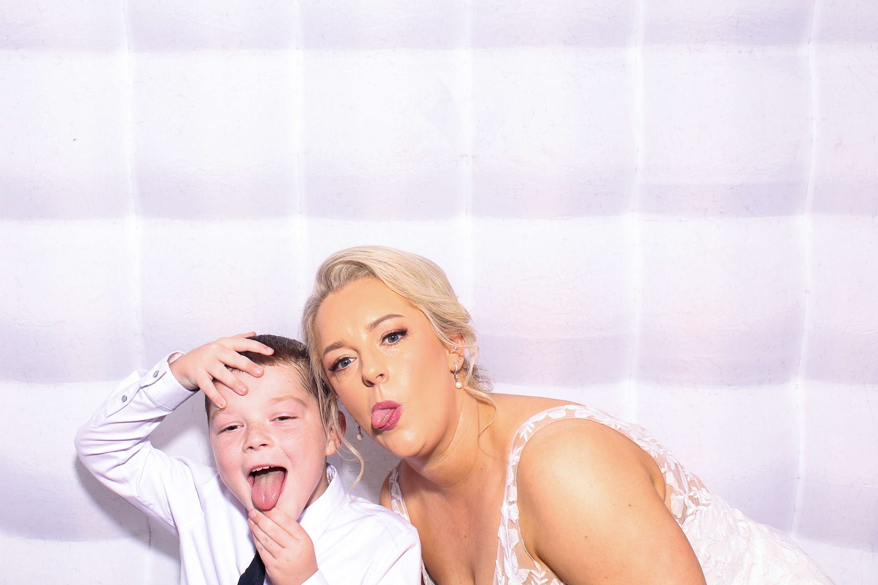 Colie & Christine | View more photos from the event at gallery.snapmagic.ie/u/SnapMagic/Colie-Christine