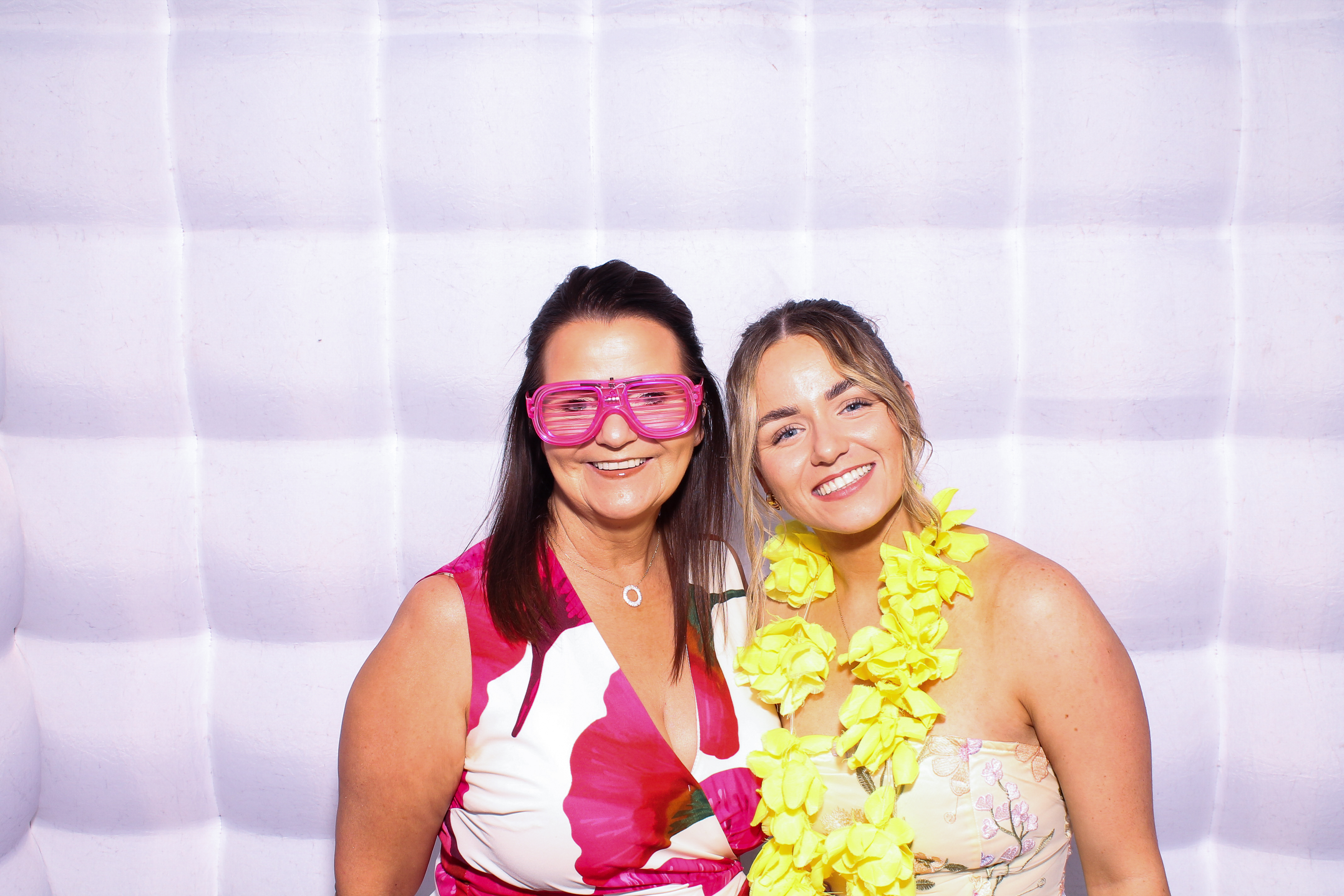 Colie & Christine | View more photos from the event at gallery.snapmagic.ie/u/SnapMagic/Colie-Christine