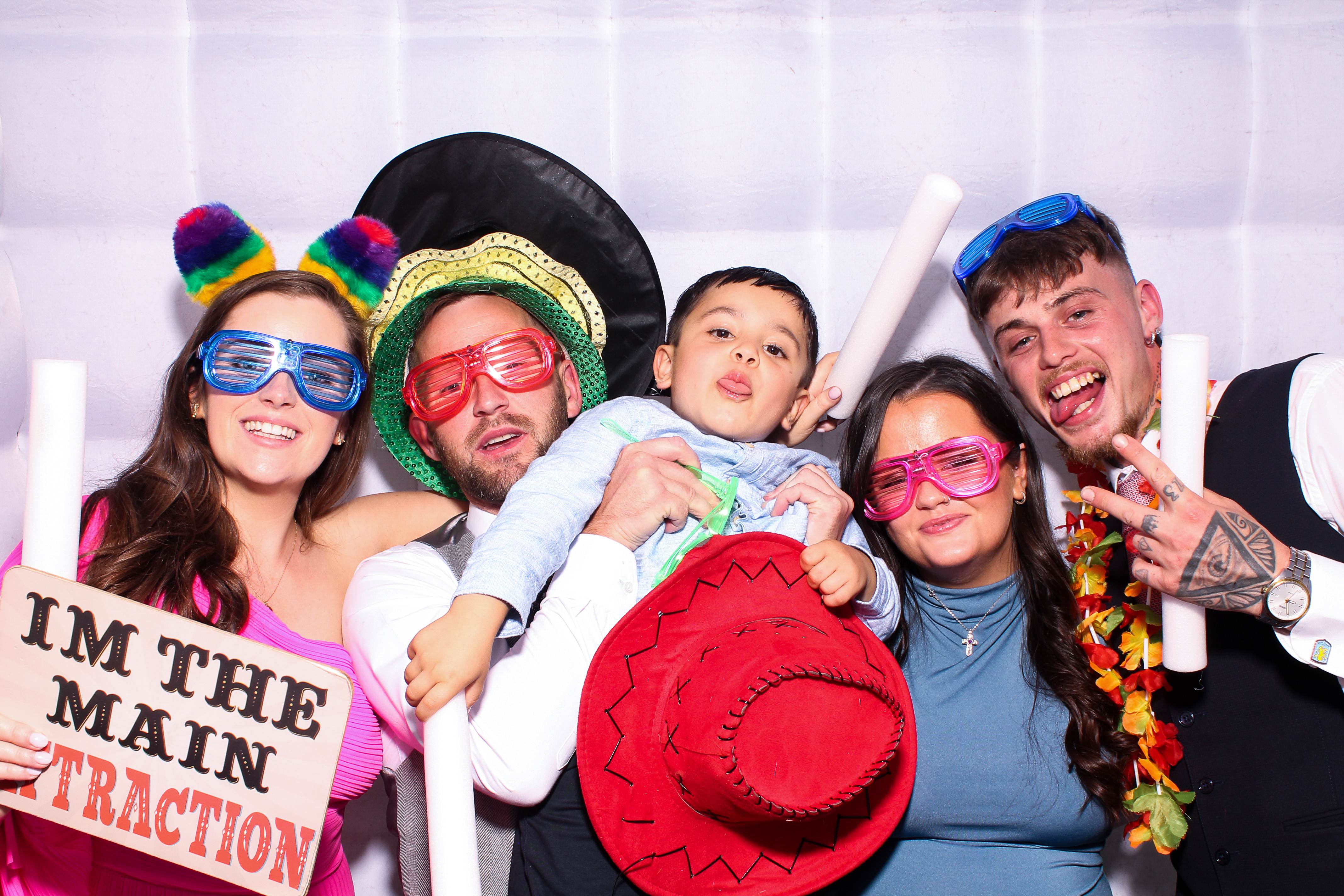 Colie & Christine | View more photos from the event at gallery.snapmagic.ie/u/SnapMagic/Colie-Christine