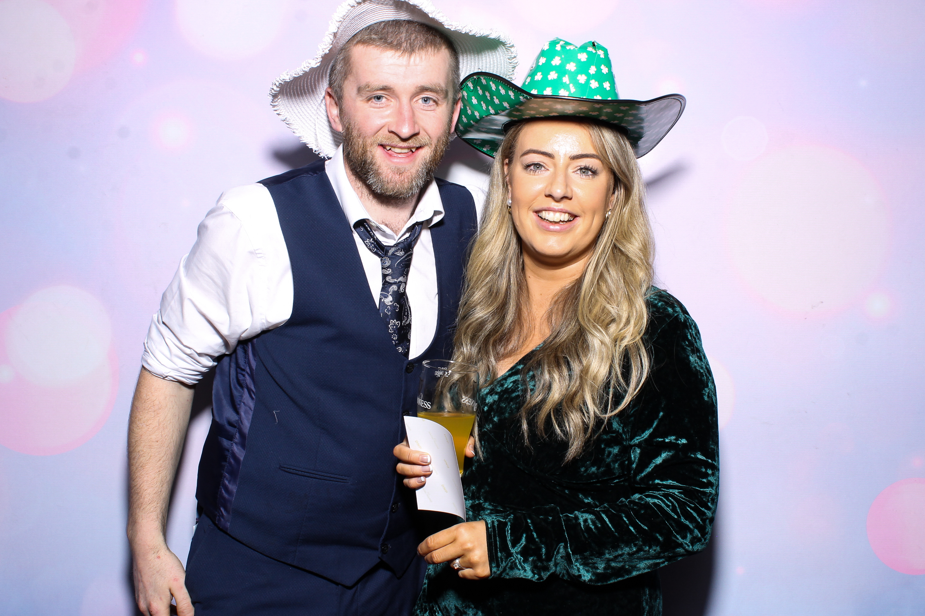 Eimear & Thomas | View more photos from the event at gallery.snapmagic.ie/u/SnapMagic/Eimear-Thomas